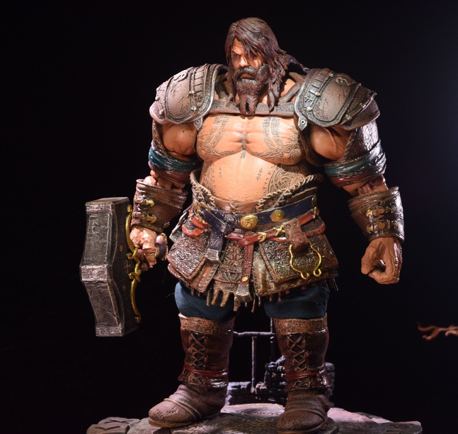 God of War: Ragnarok Aesir Thor collectible action figureH20cm
