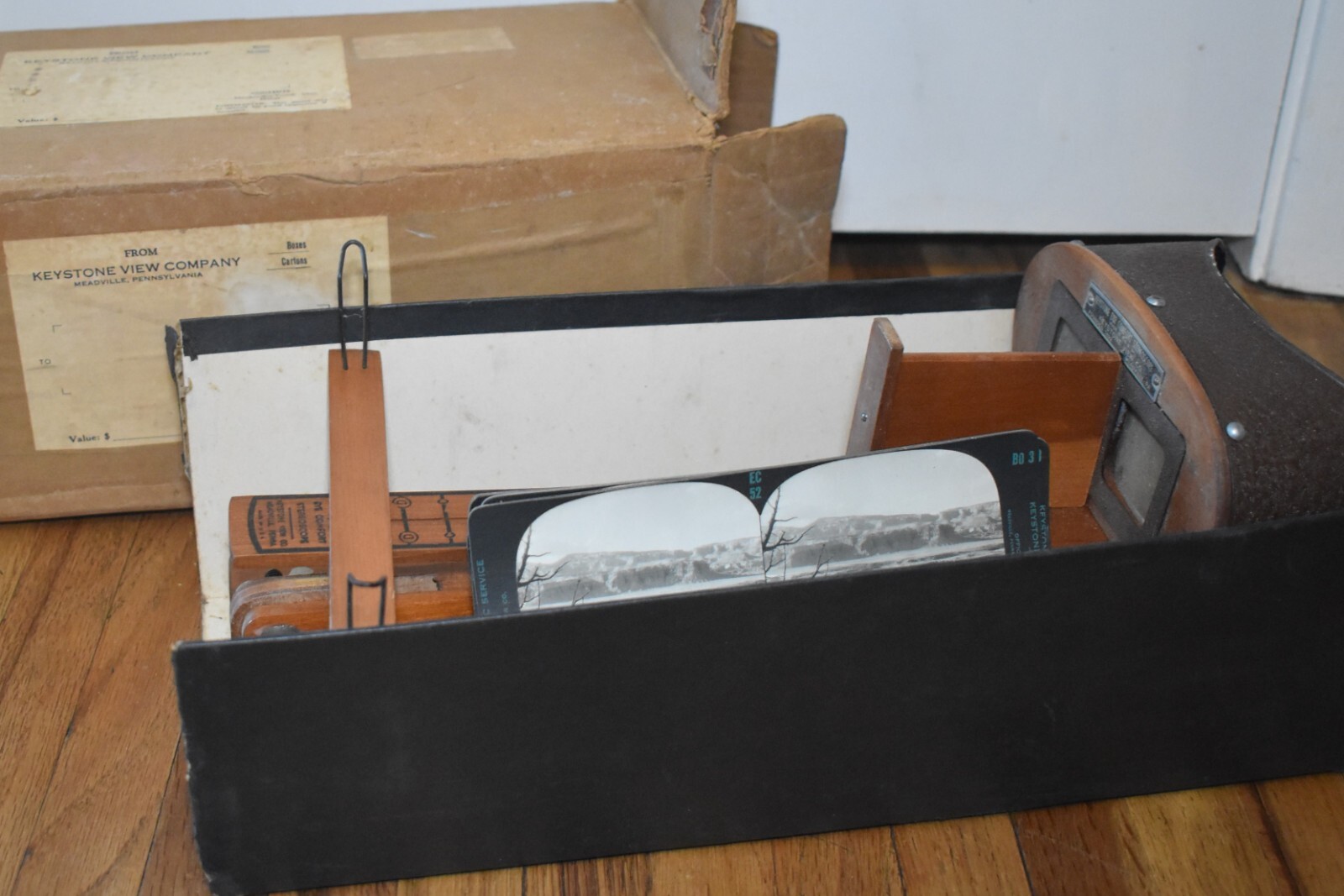 Antique Keystone Pedestal Stereoscope Ortho Split Slide Stereo Card Viewer & Box