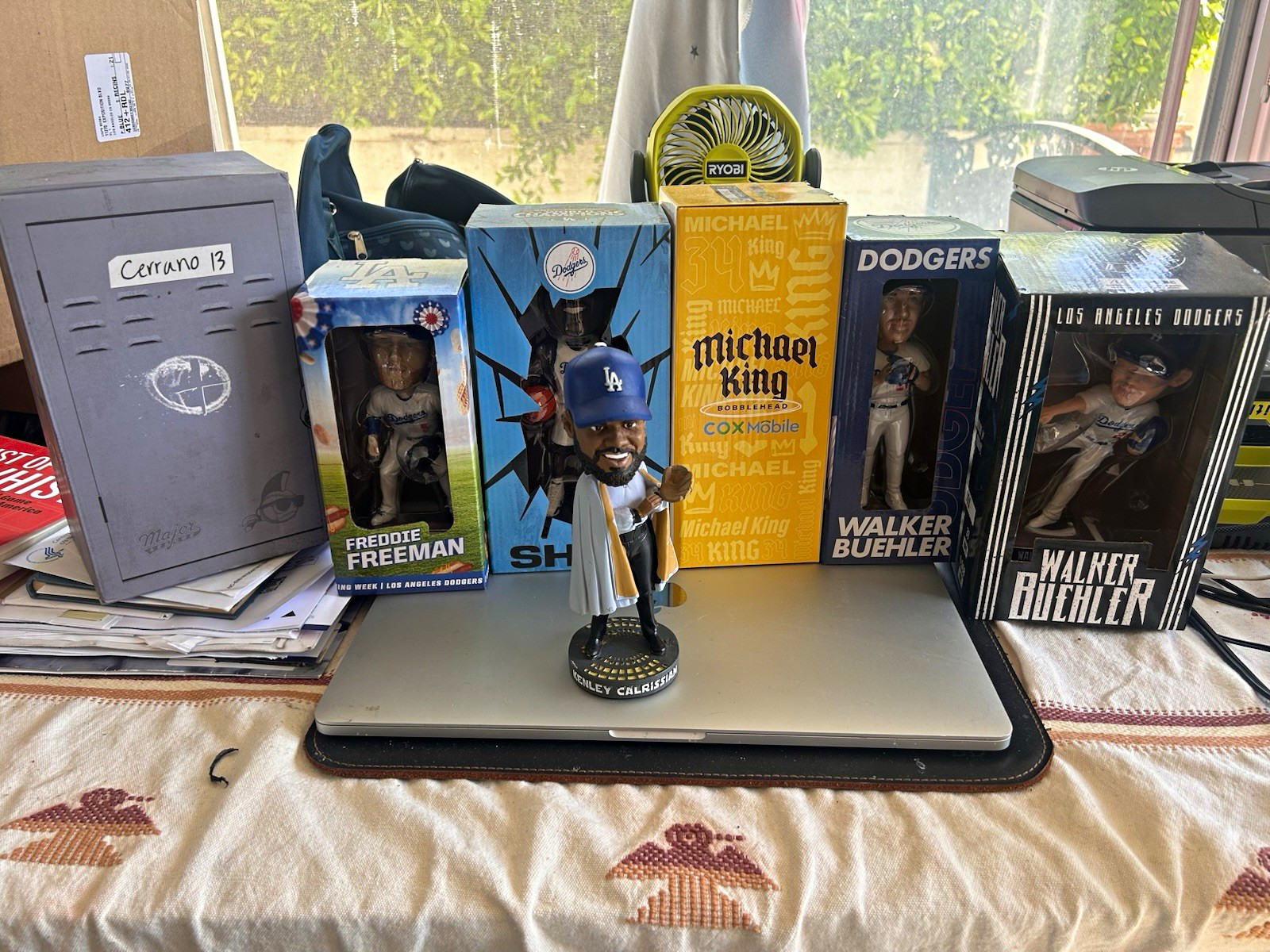 Dodgers MLB Boxed Bobblehead Lot Freddie Freeman Shaq O'Neal Buehler