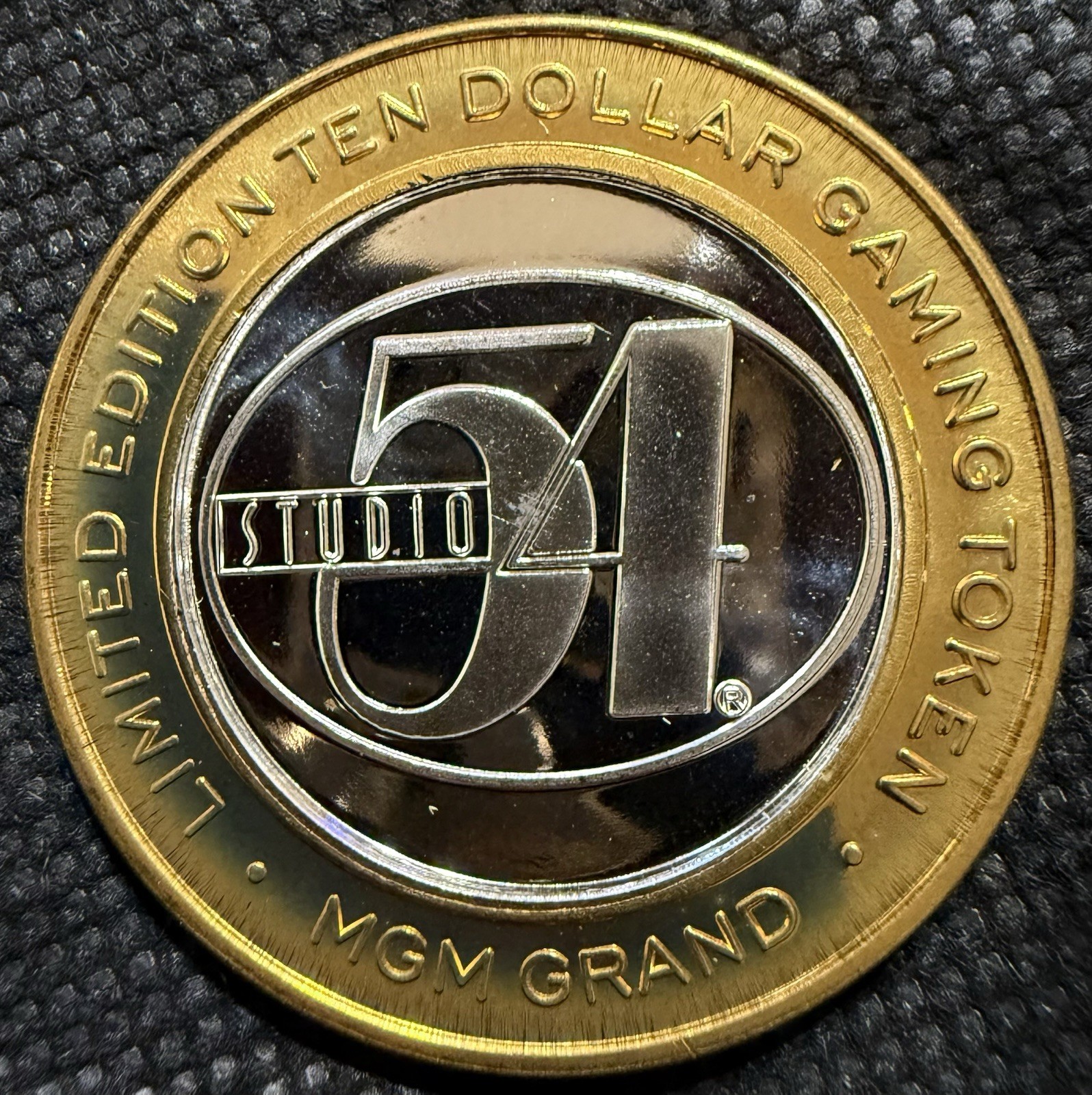 ⭐️MGM GRAND STUDIO 54 HOTEL CASINO Limited Edition 999% .6 Oz Pure Silver Strke