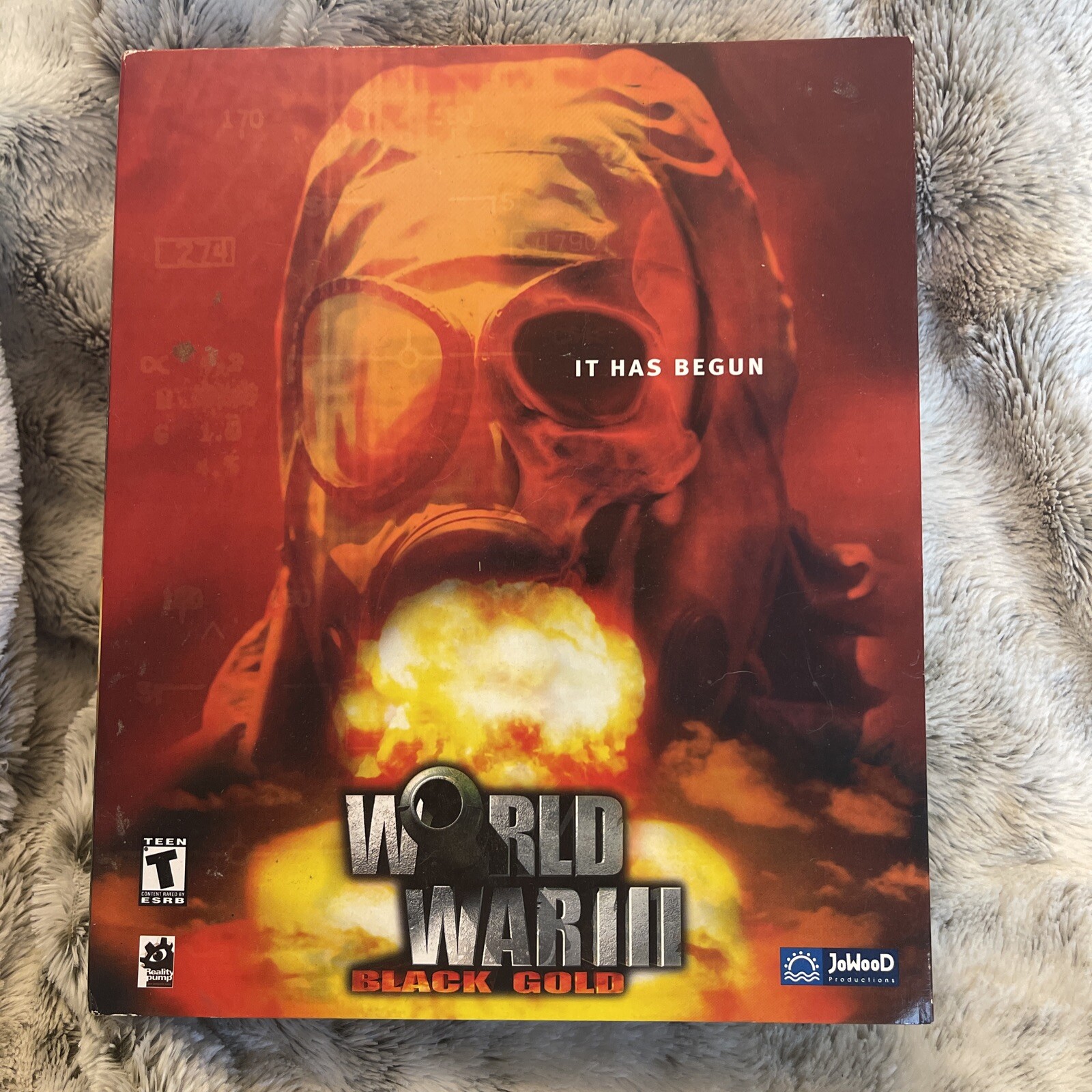 World War III: Black Gold (PC, 2001)  Big Box Version. New