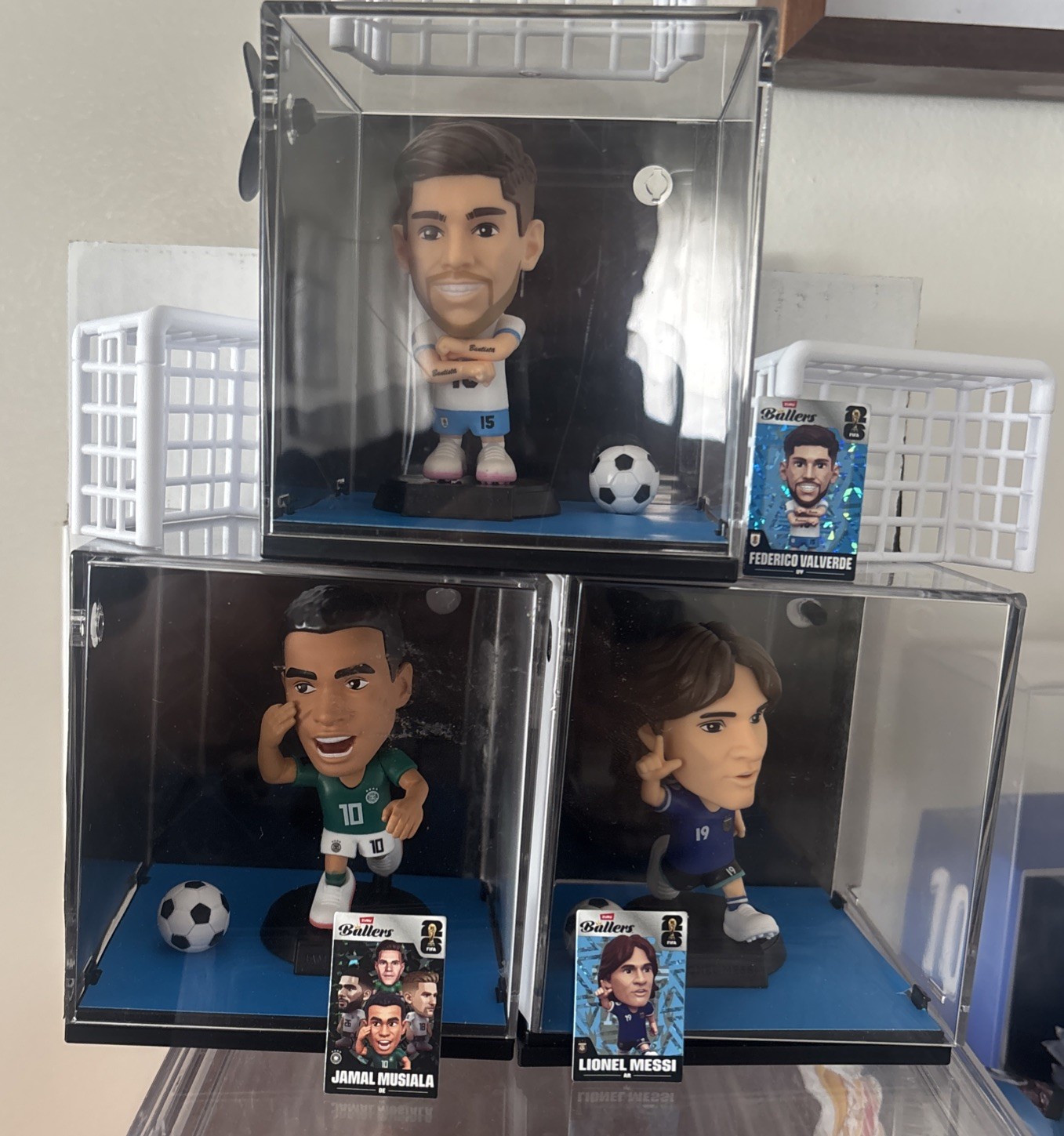 3x Rare Messi,Musiala & Valverde  Zuru FIFA World Cup Soccer Fig In Display Case
