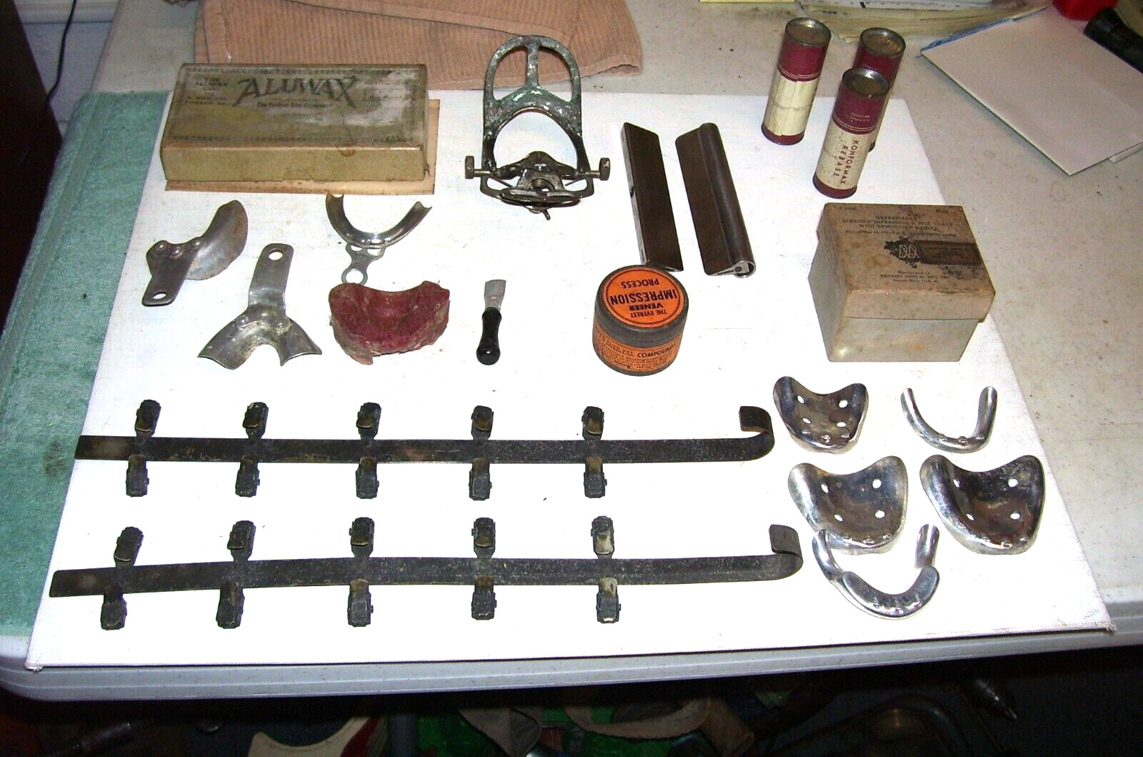 Lot of Vtg Dental Tools & Supplies, Molds, Schmid Thomas blades, kodak holders