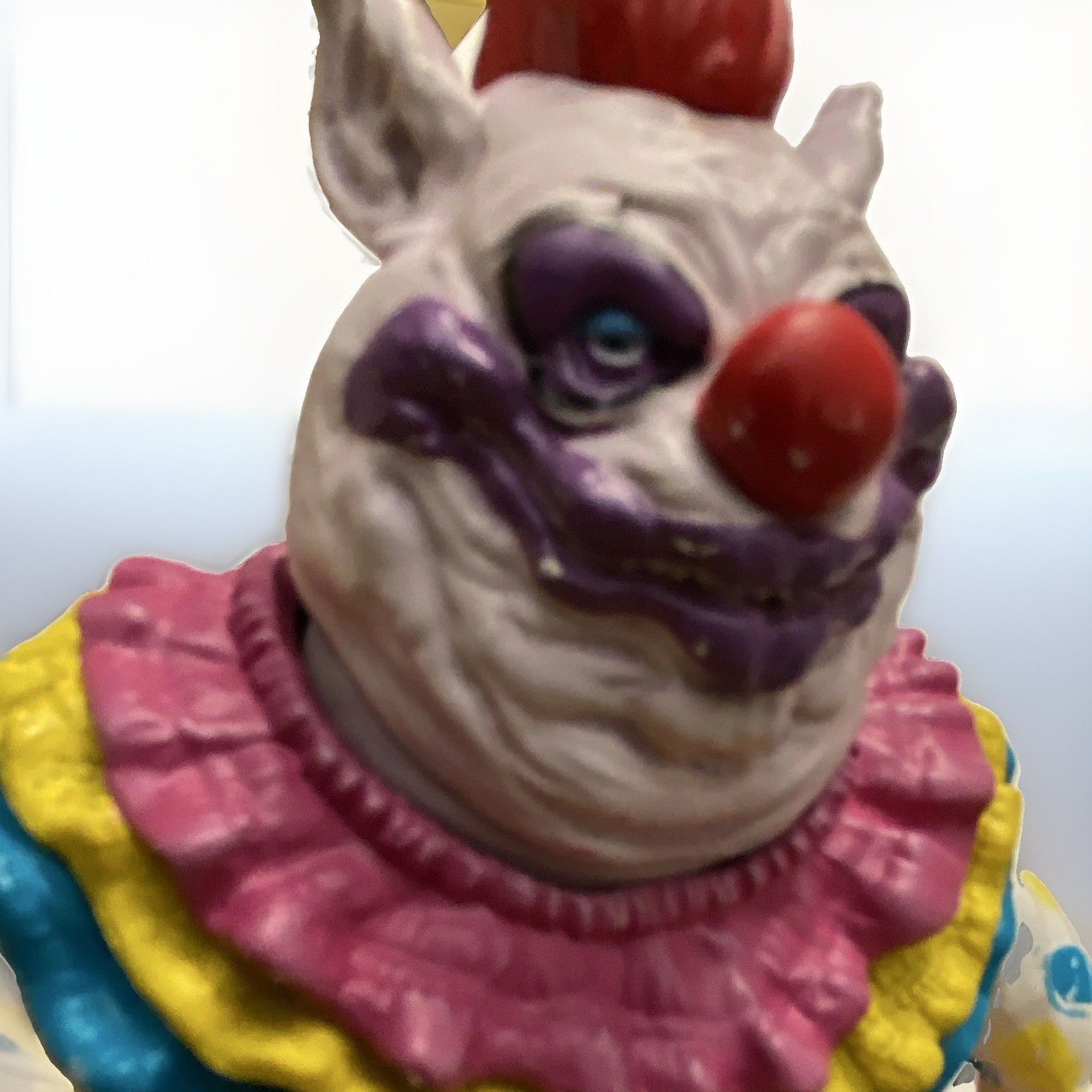 Trick or Treat Studios Killer Klowns from Outer Space Fatso 8” Action Figure