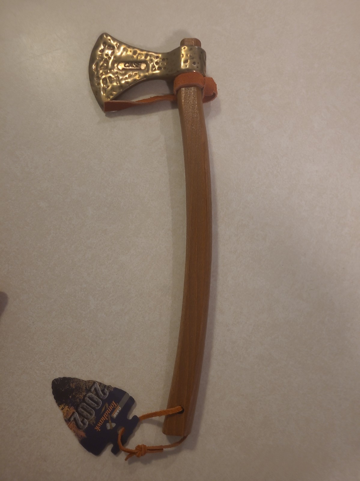 2002 CASE TOMAHAWK COMMEMORATIVE PIECE W/TAG. NEW