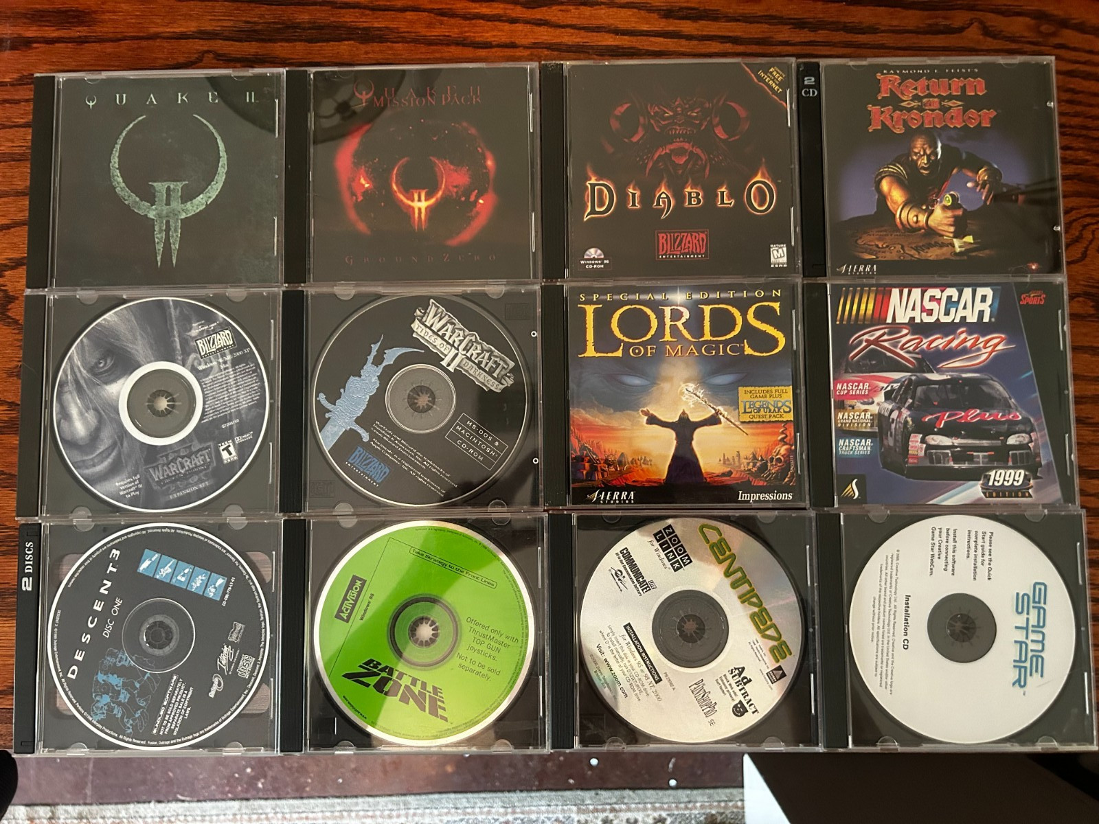 Quake 2 - Diablo - Warcraft - Return to Krondor -Descent 3 - Nascar - PC Games