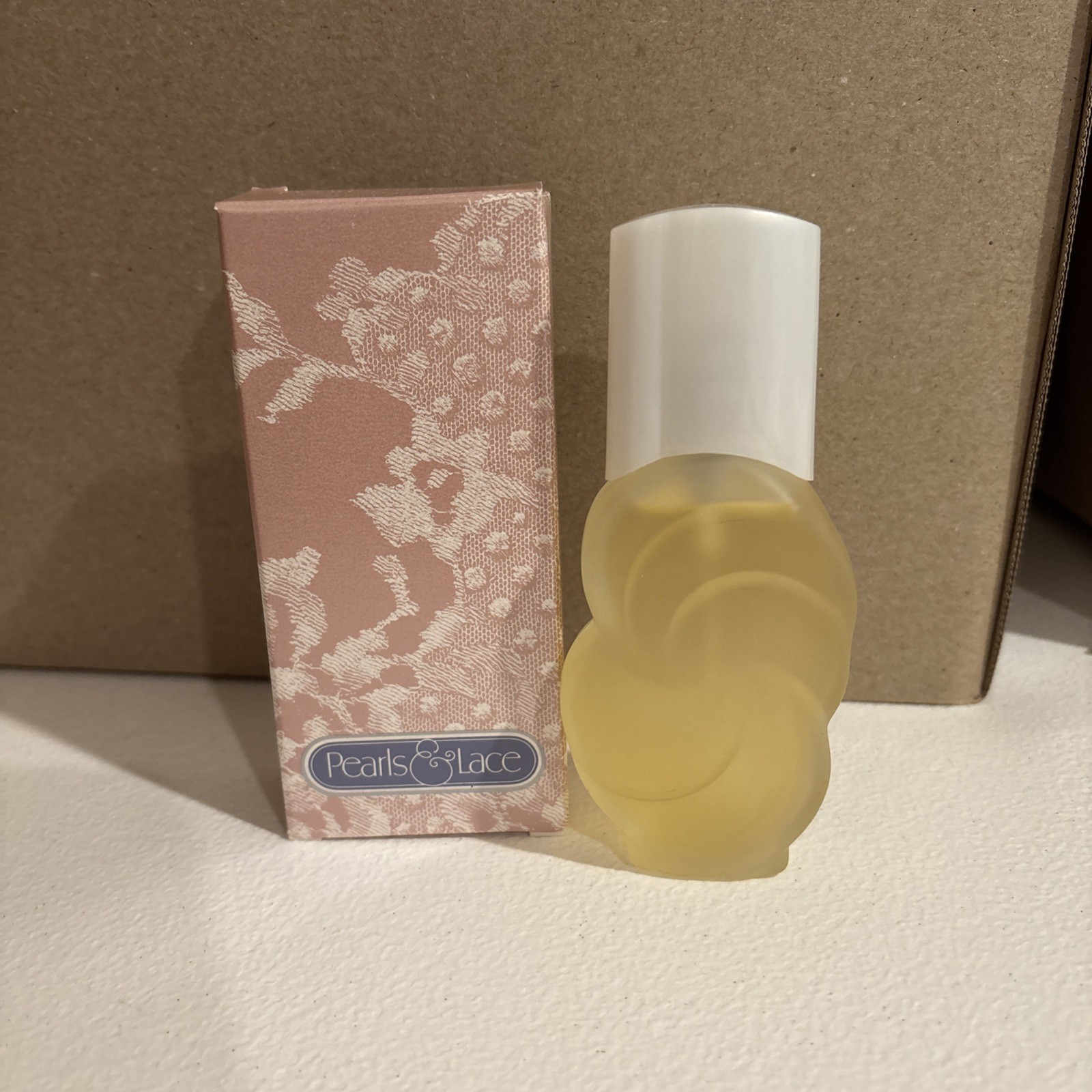 Avon Pearls & Lace Perfume Spray 1.5oz•NOS Vintage 1984 Discontinued New In Box