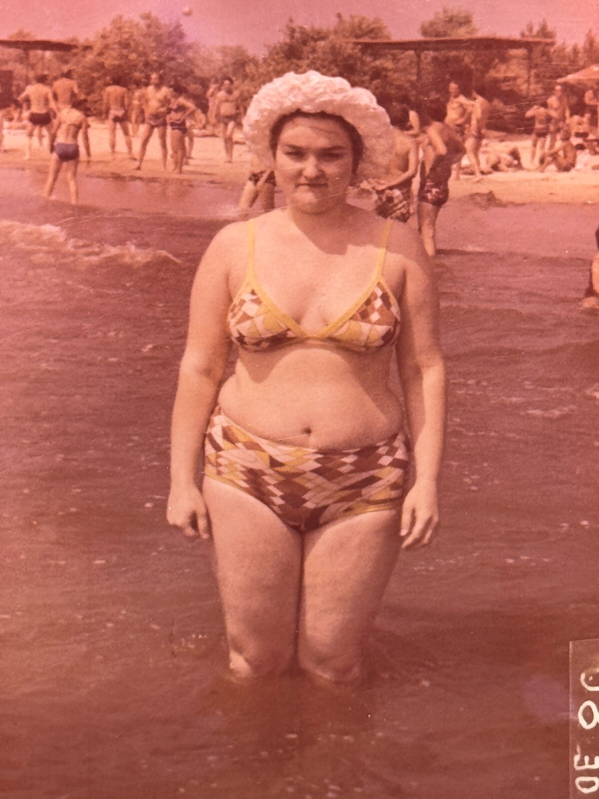 1980s Pretty Curvy Young Woman Bikini Beach Sea USSR Vtg Snapshot Photo B&W