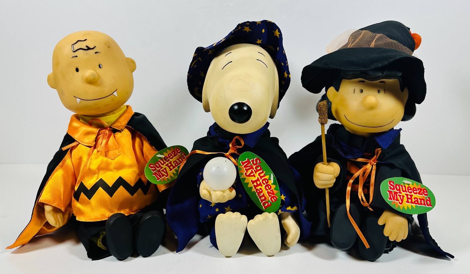 Vintage Gemmy Peanuts Figures CHARLIE, LUCY, SNOOPY Animated Musical Light-Up