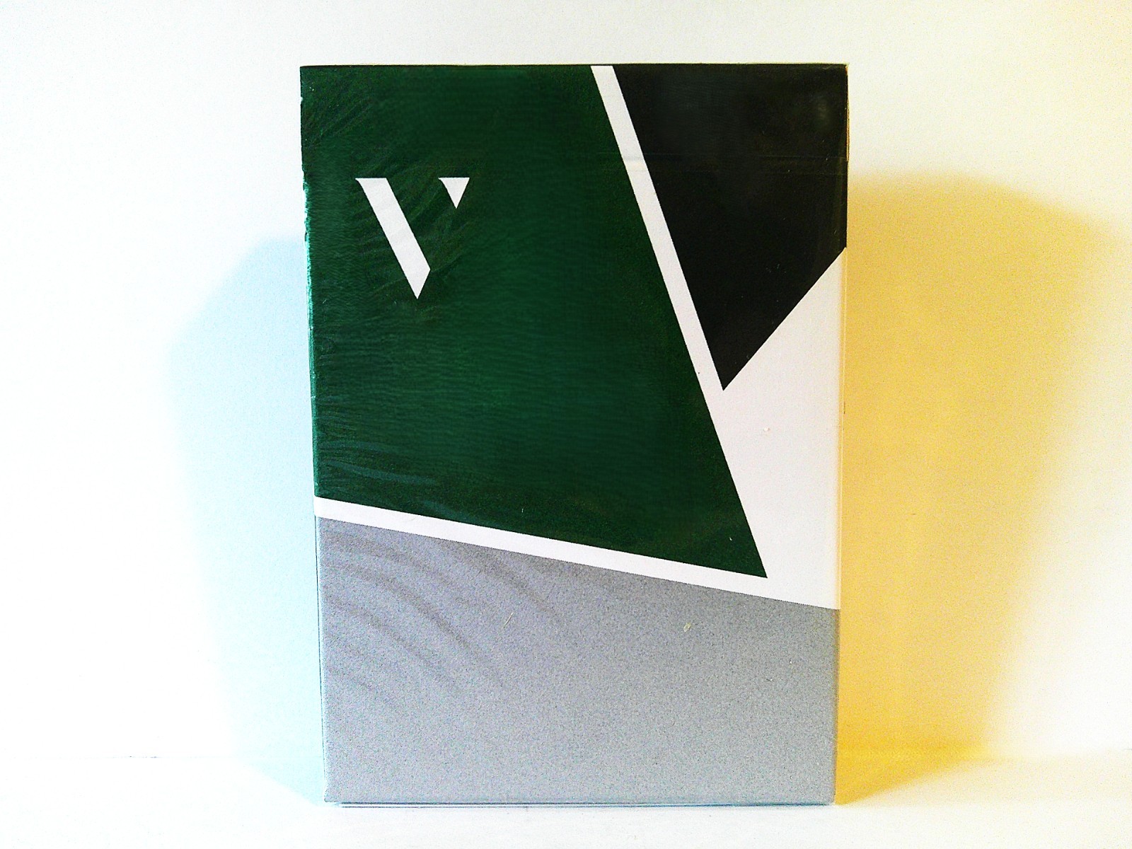 ONE NEW SEALED VIRTUOSO FALL/WINTER PLAYING CARD DECK GREAT FOR CARDISTRY 2017