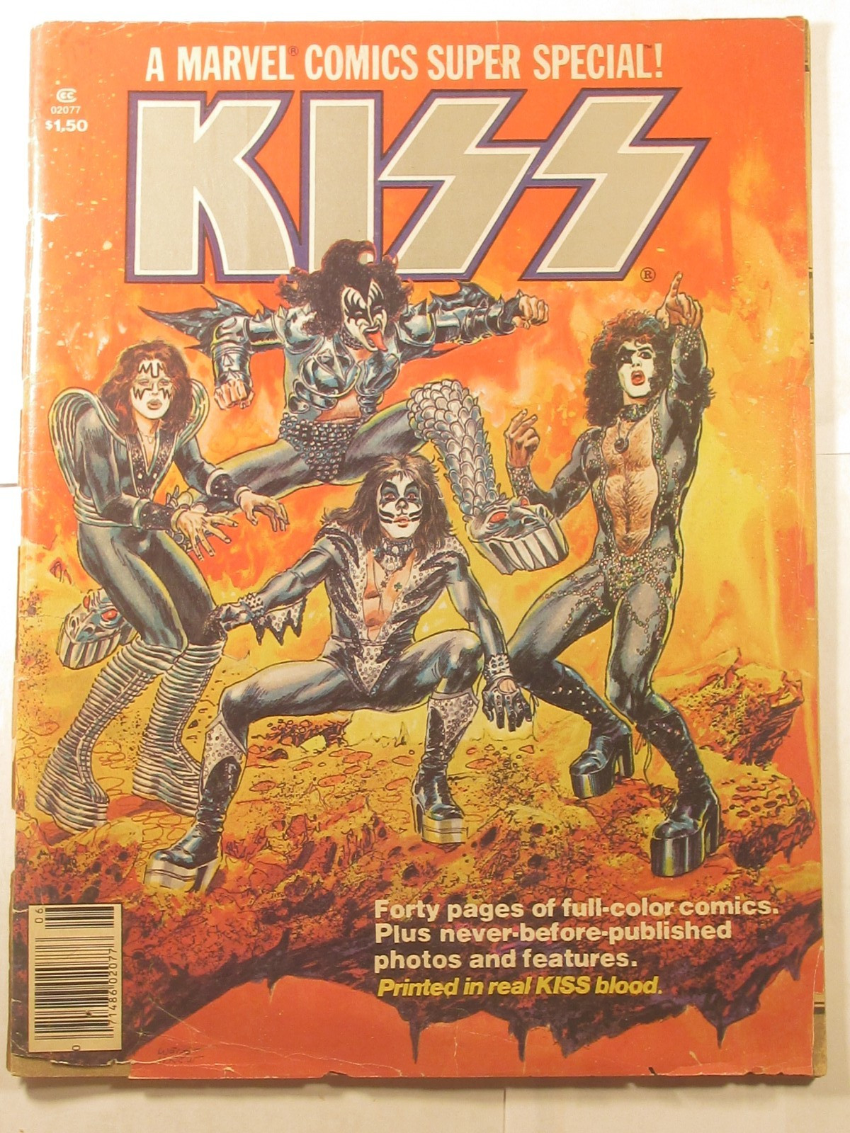 KISS MARVEL SUPER SPECIAL #1 KISS COMIC BOOK 1977 POSTER INTACT COVER DETACHED