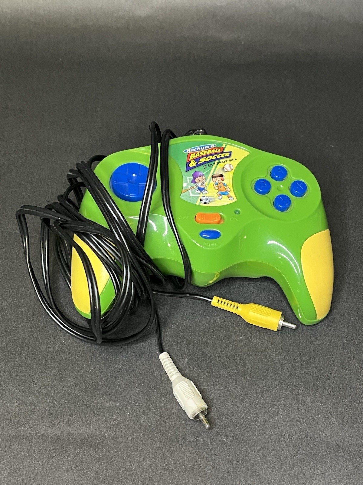 Hasbro 2005 Backyard Baseball & Soccer - TV Plug and Play Game 2 In 1