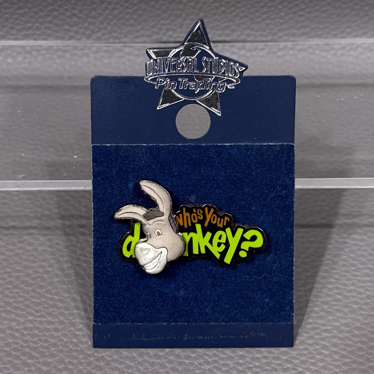 Universal Studios Theme Park SHREK WHO'S YOUR DONKEY Spinning Head Pin