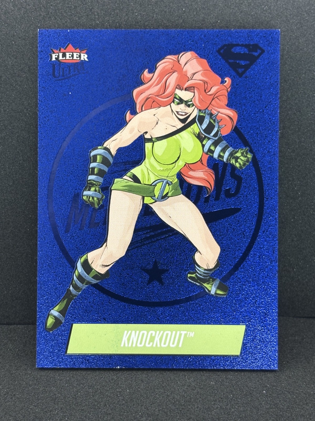 2023 Fleer Ultra Superman M-30 Knockout Sapphire Medallion 05/25