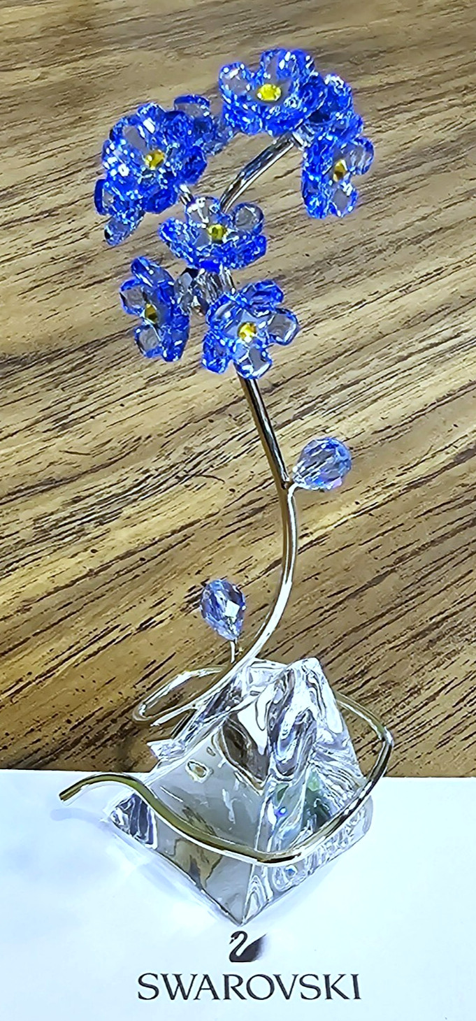 🌸 Swarovski Crystal 2025 Florere, Blue Forget - Me - Nots Flower Figurine, NIB