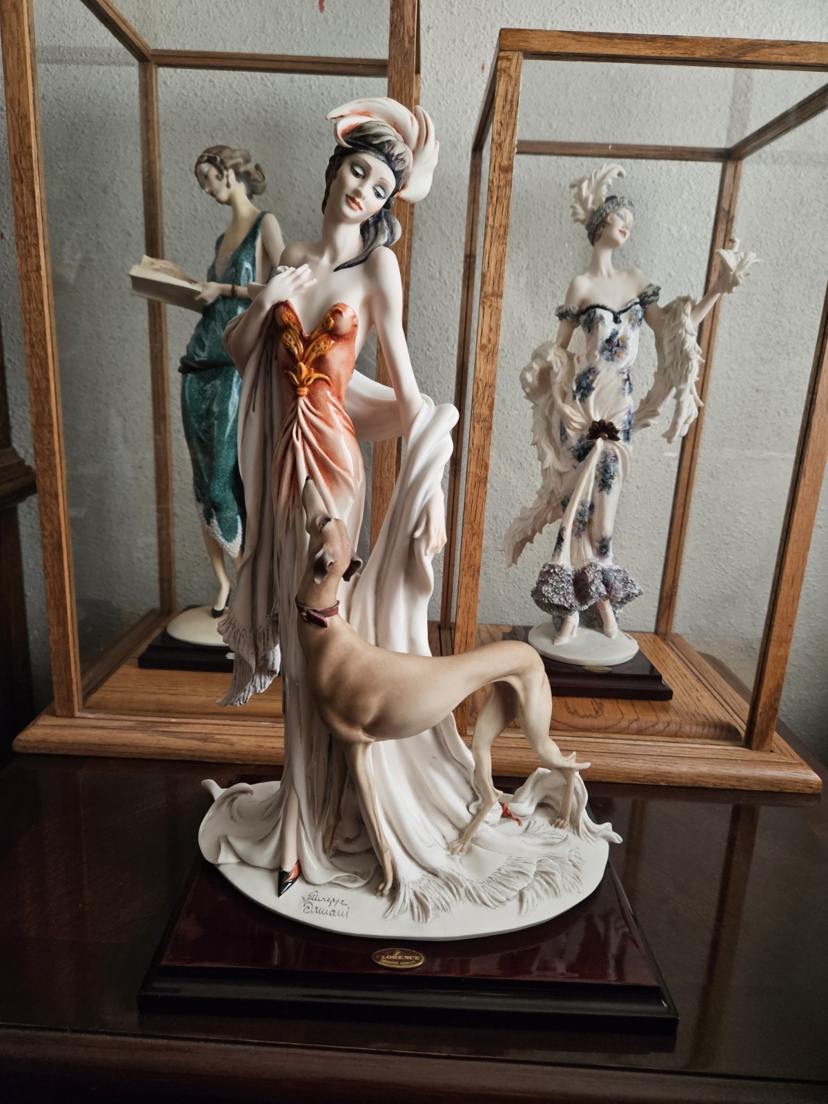 Florence by Giuseppe Armani 1690C Beauties. with box and certificate. 