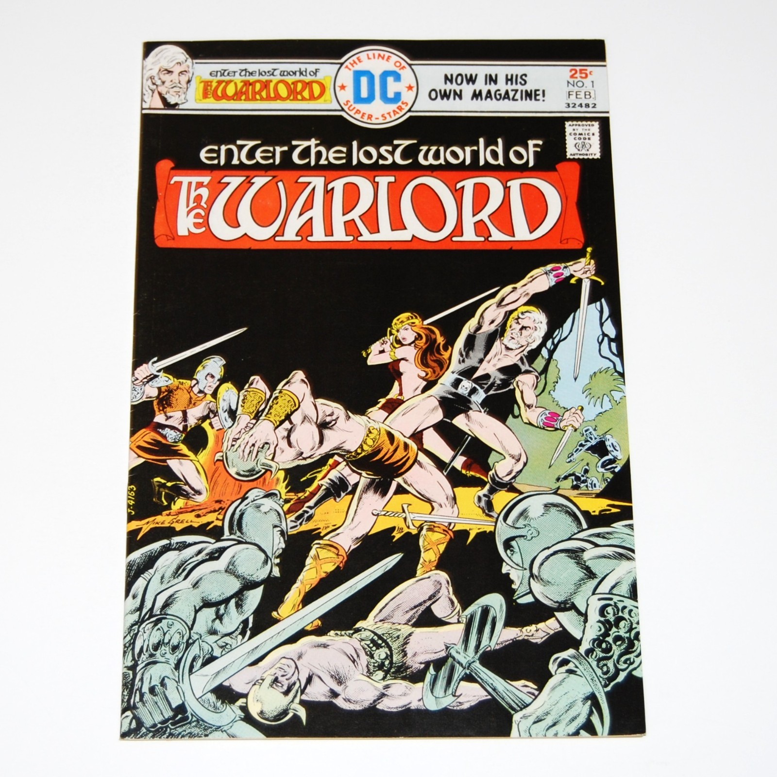 THE WARLORD 1 (DC Comics, Feb 1976) - 6.0 FN condition