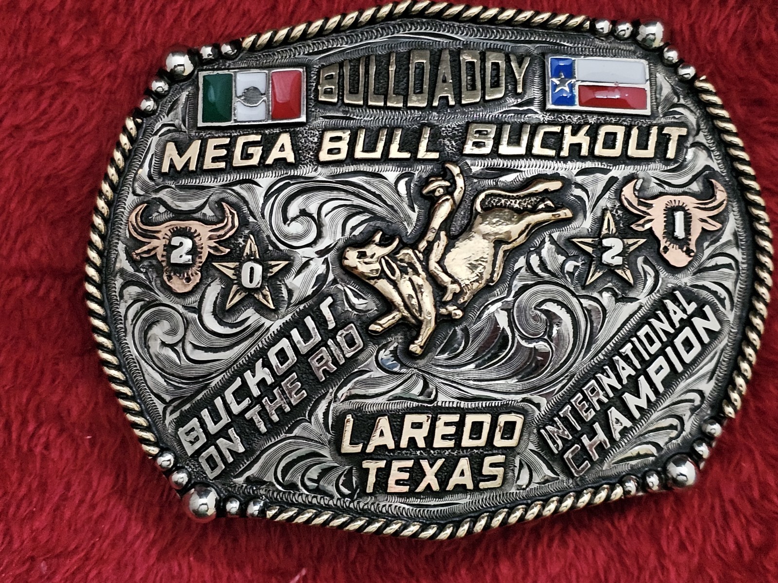 RODEO☆Mega Bull X~TREME☆2021☆Bull Riding CHAMPION TROPHY BUCKLE☆Laredo Texas☆W74