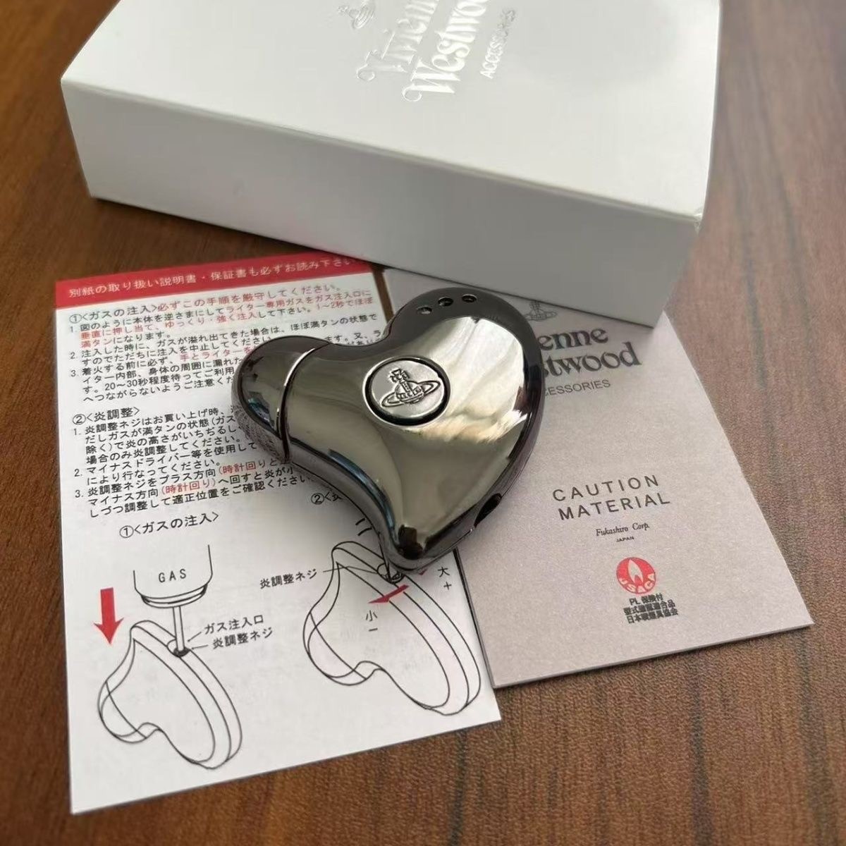 US Seller* Vivienne Westwood Lighter Pocket Portable Orb Ashtray Silver With Box