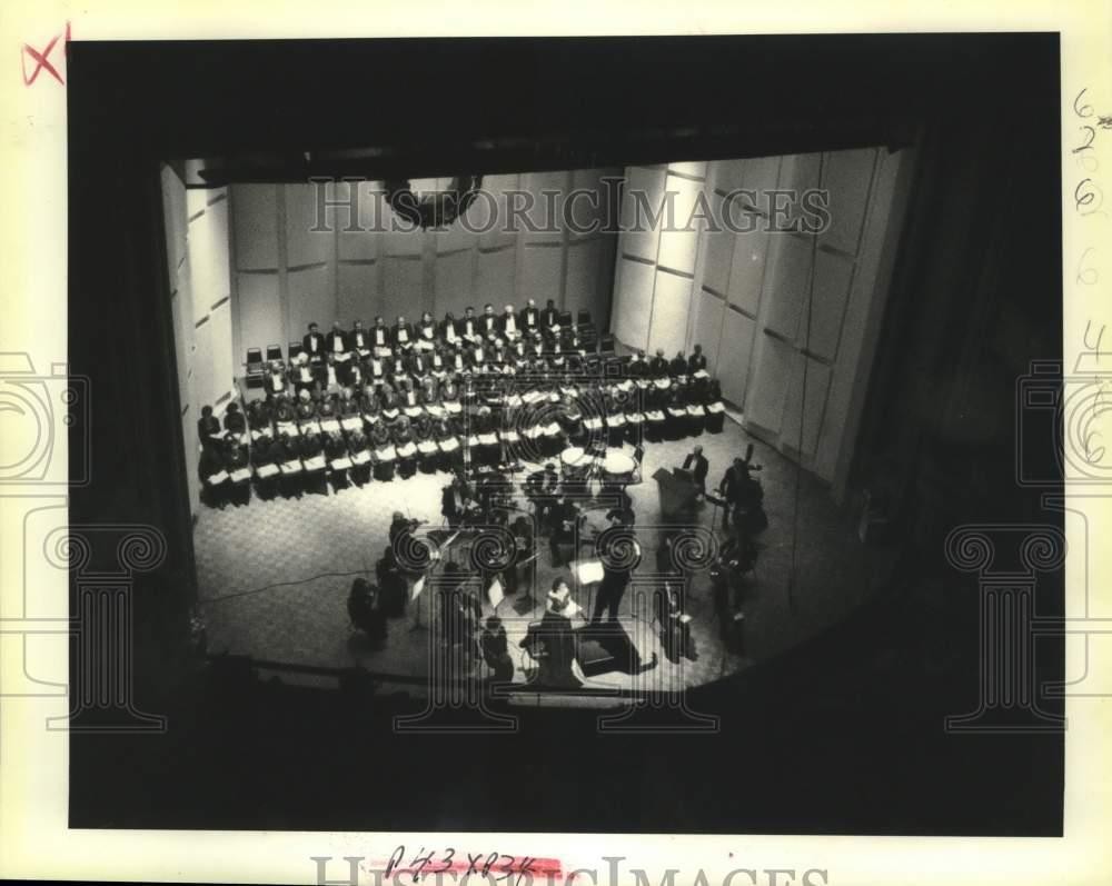 1991 Press Photo Louisiana Philharmonic Plays 