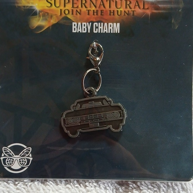 Supernatural Join the Hunt Baby Charm Metal Keychain, Silver/Black