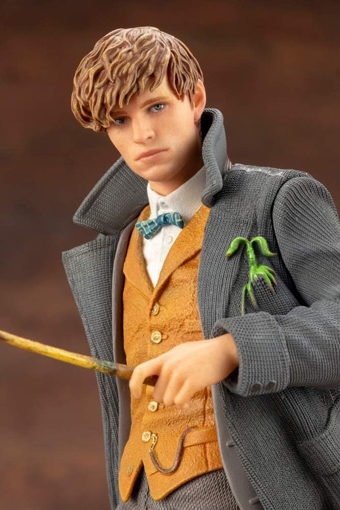 Kotobukiya Fantastic Beasts 2 ARTFX+ PVC Statue 1/10 Newt Scamander 18 cm