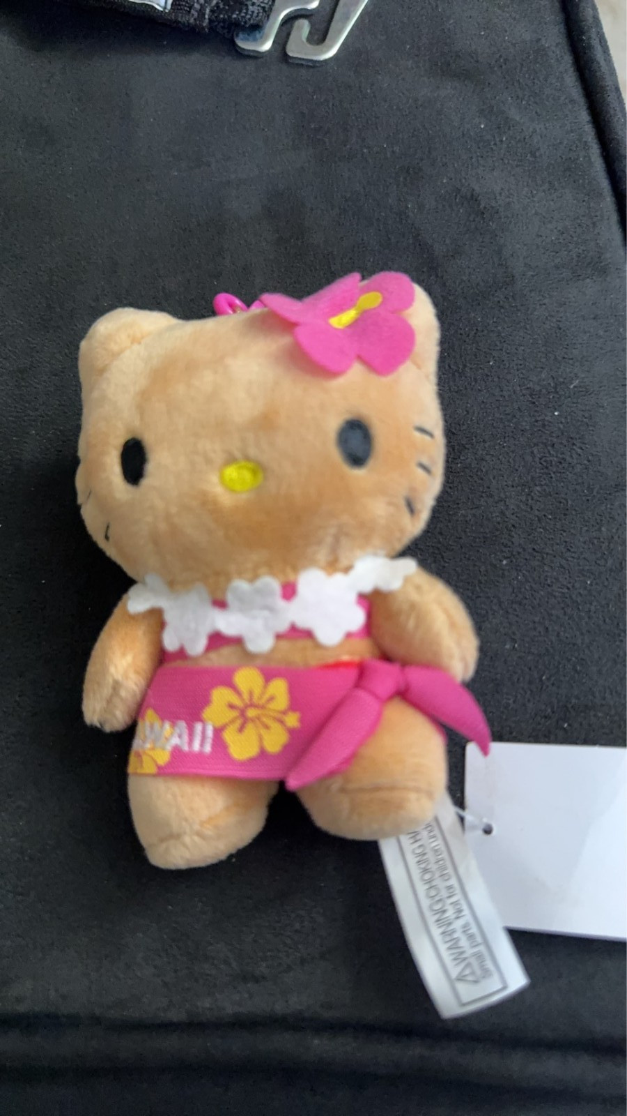 Limited ABC store Hawaii only Hello Kitty Hula Girl 4’’ plush Key Chain