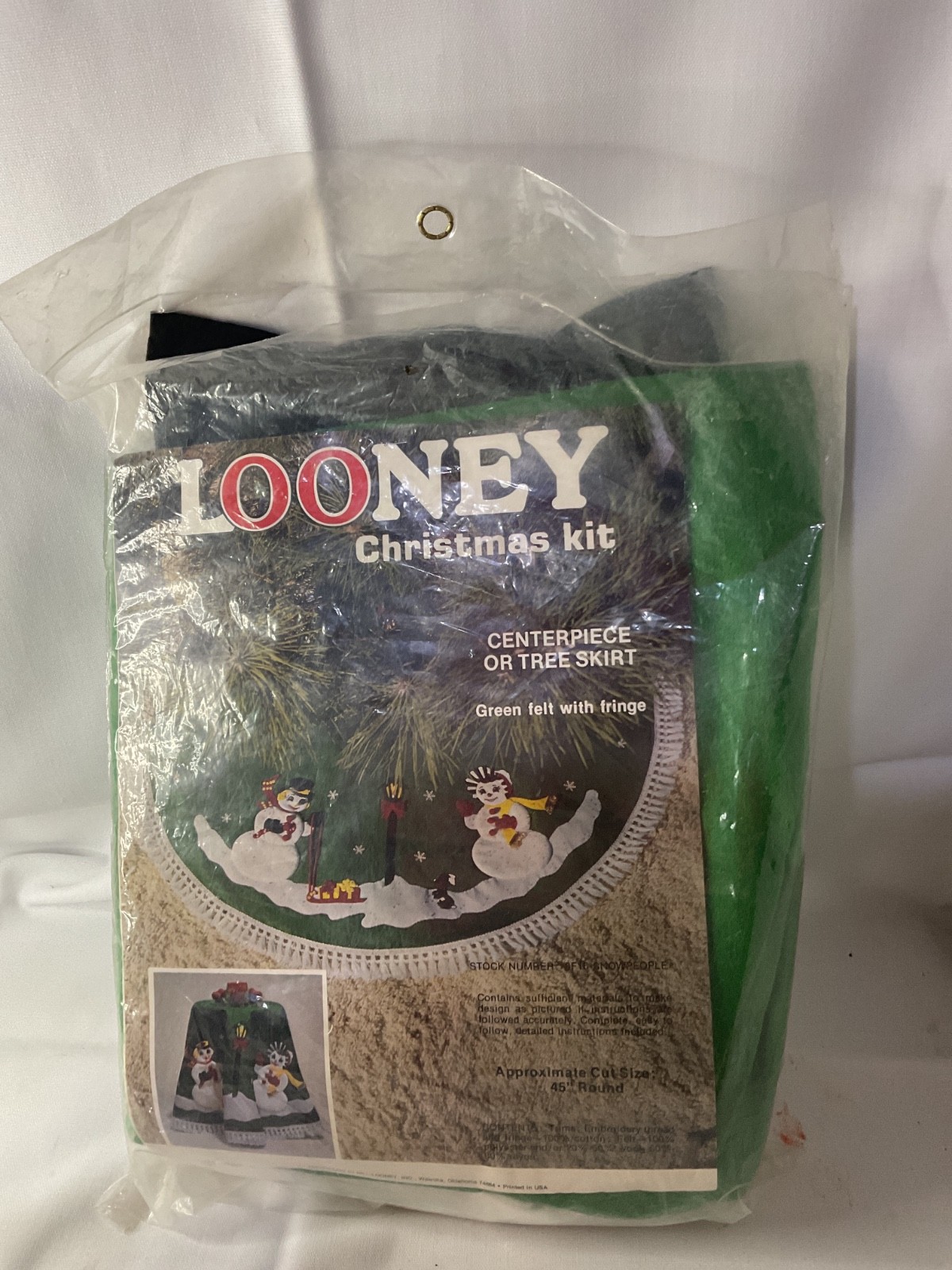 Vintage Edna Looney Christmas kit centerpiece or Tree Skirt Kit HTF RARE snowmen