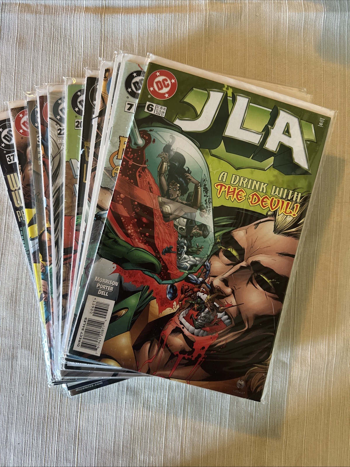 Justice League lot of 13 comics, JLA # 6 7 9 12 17 20 21 22 25 34 36 37 & 115