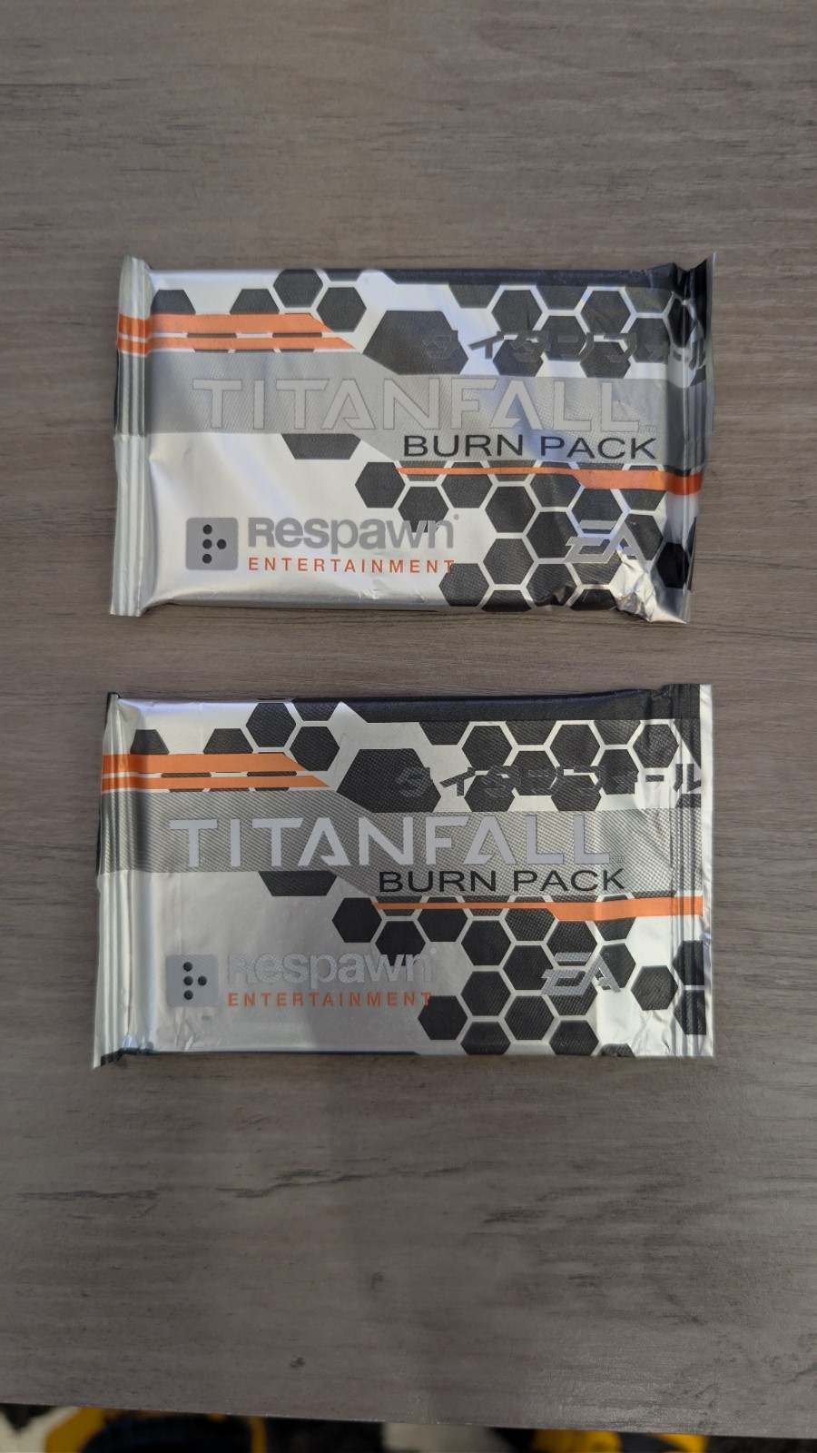 2x Titanfall Burn Pack Trading Cards | UNOPENED From RTX 2014 