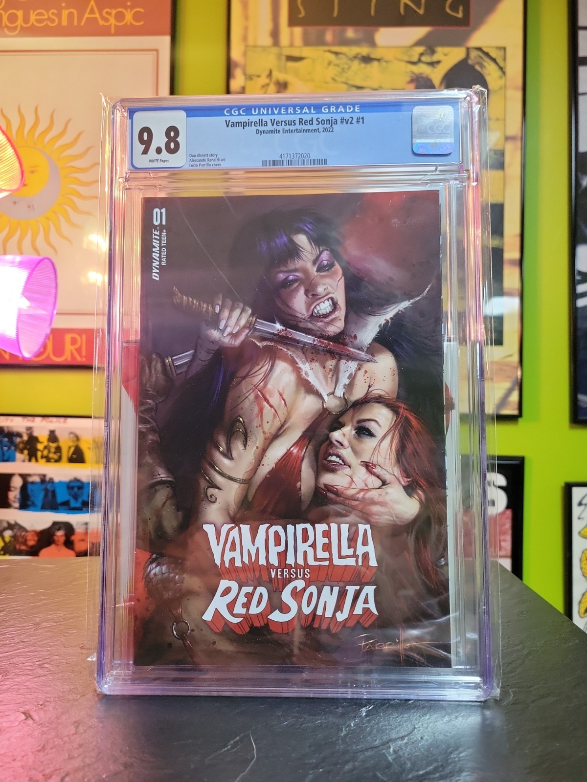 Vampirella Versus Red Sonja #1 (2022) CGC 9.8 Lucio Parrillo Cover A Dynamite