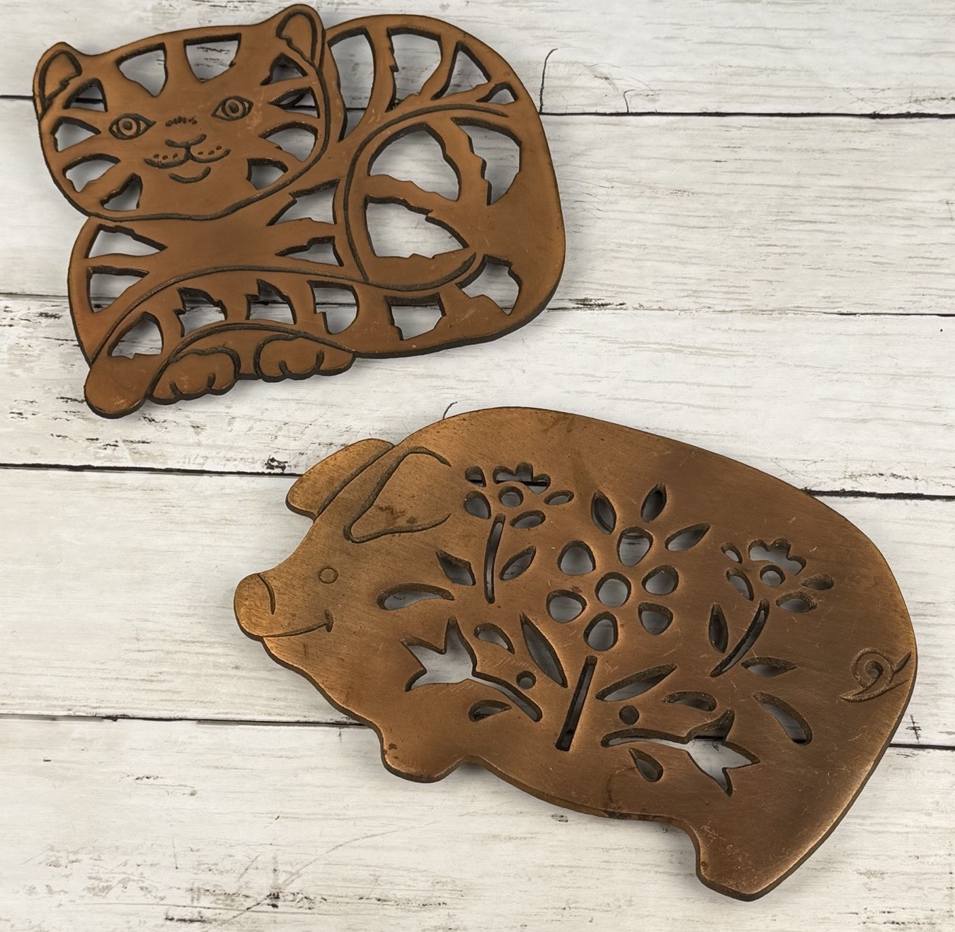 Old Dutch International Cast Iron Trivets Cat Pig Metal Wall Decor 1993 Taiwan