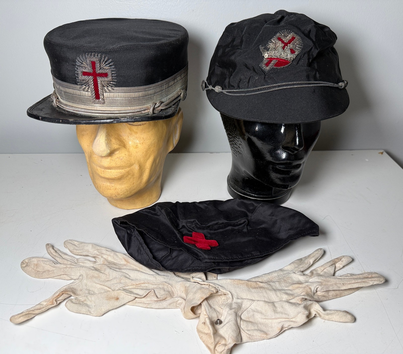 VTG 1900'S MASONIC KNIGHTS TEMPLAR UNIFORM HATS LOT KEPI + CAP +GLOVES BULLION