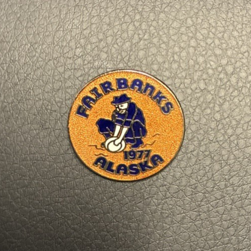 Vintage 1977 Fairbanks Alaska Golden Days Souvenir Lapel Pin Gold Miner Panning