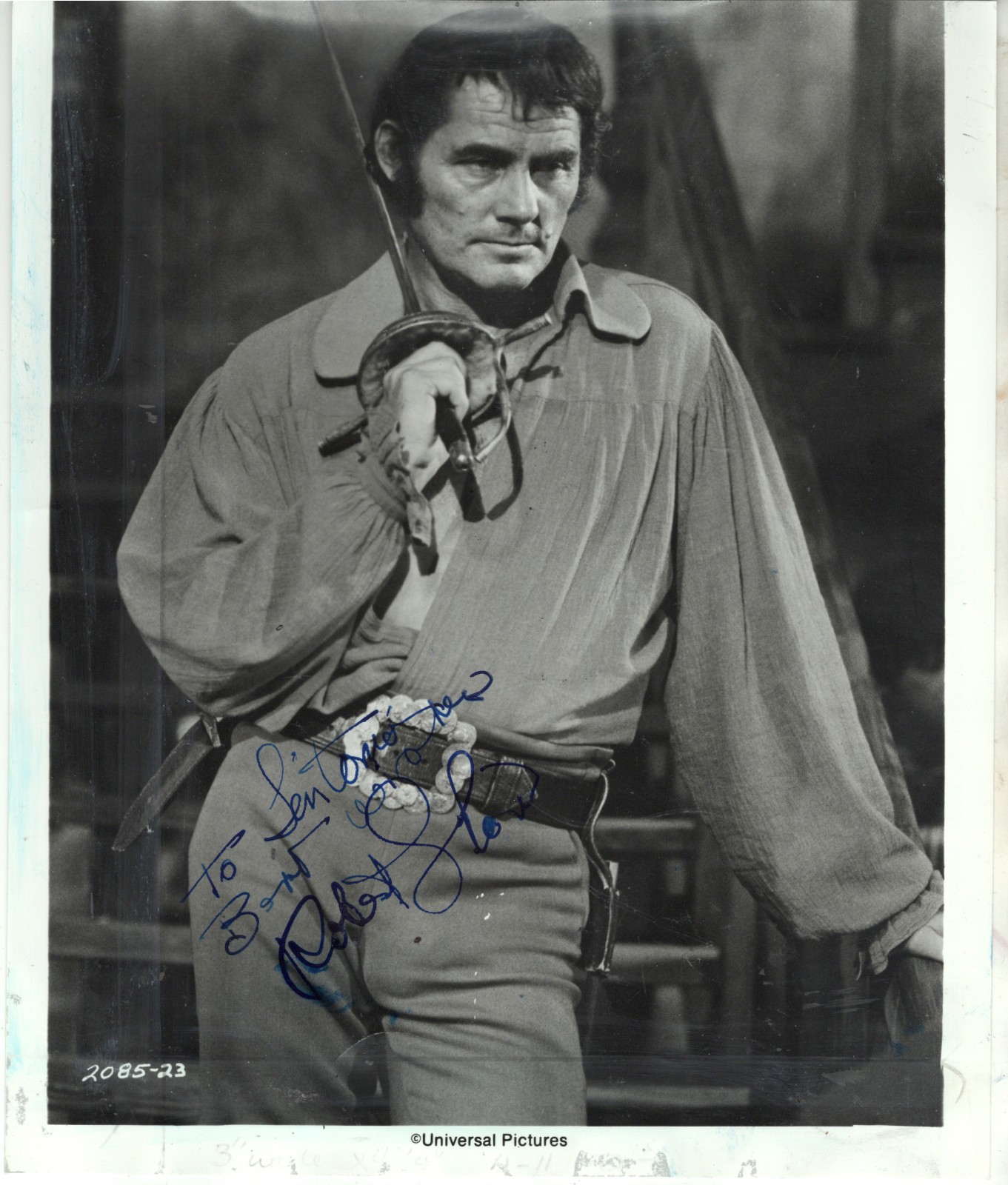 ENGLISH STAGE & FILM ACTION ACTOR & WRITER ROBERT SHAW, SIGNED VINTAGE PHOTO