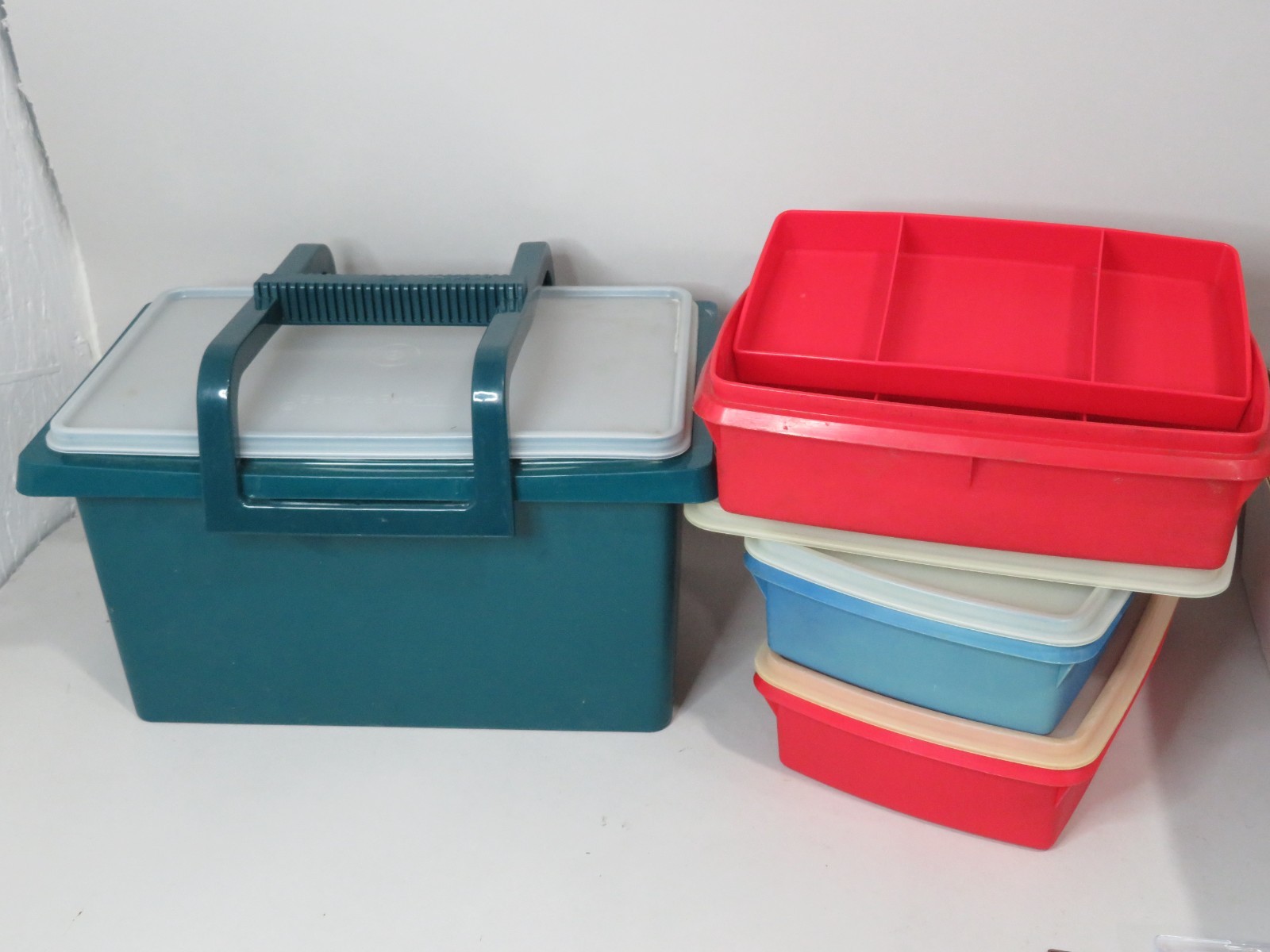 Vintage Tupperware lot of 5 pcs.