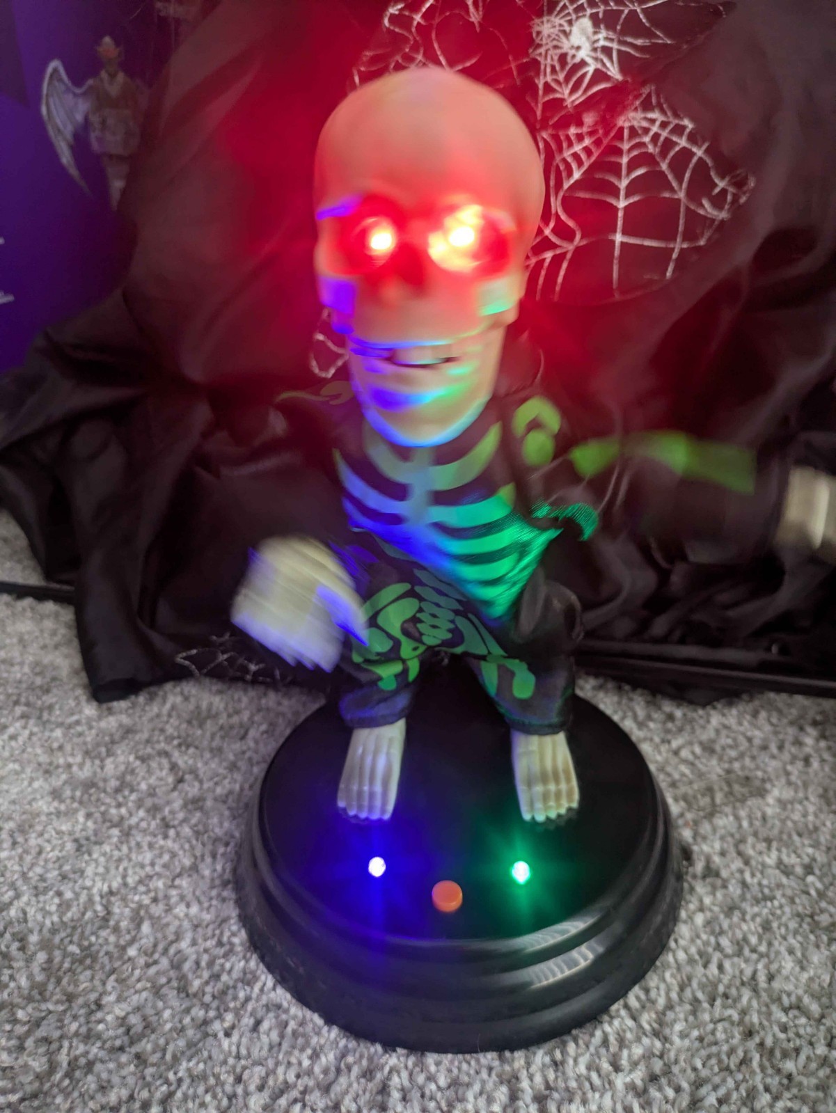 Gemmy Halloween Grave Raver Green Skeleton Club Can't Handle Me Grooving Ghoulie
