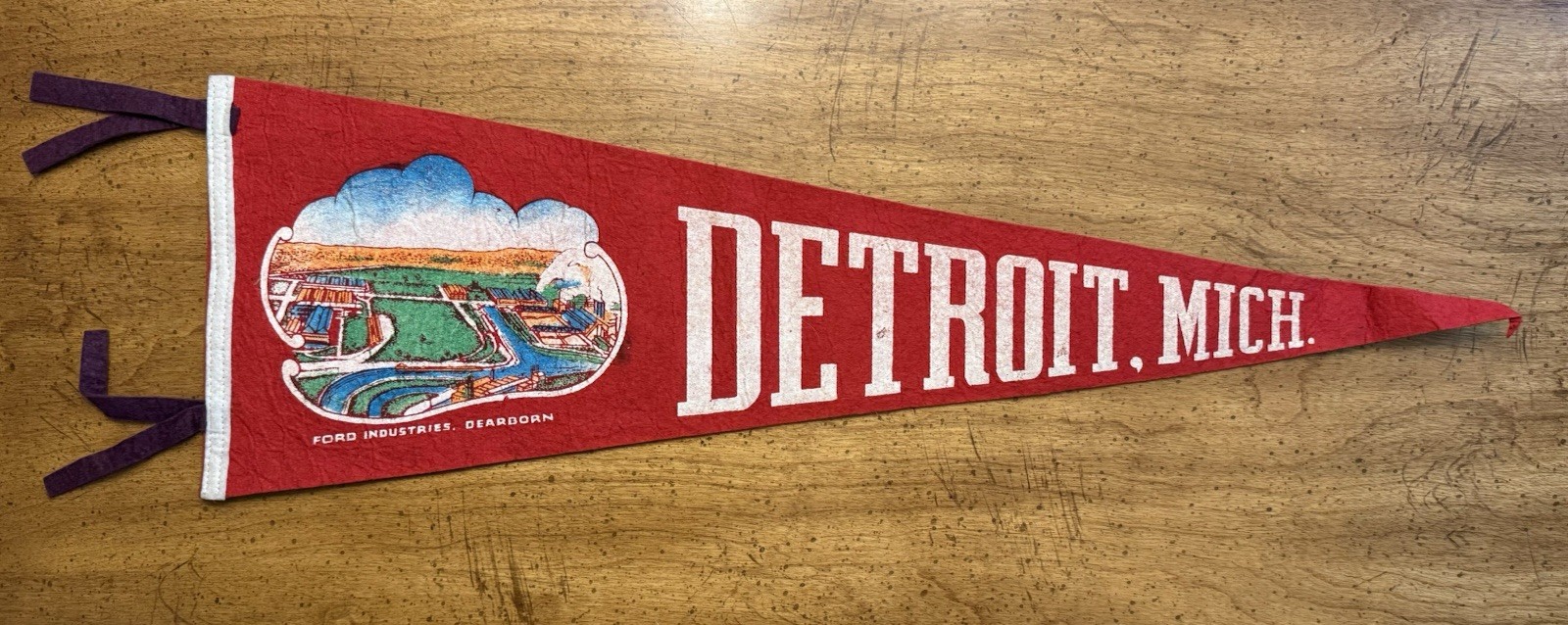 VINTAGE 26” Detroit, Michigan Souvenir Felt Pennant Ford Industries Dearborn