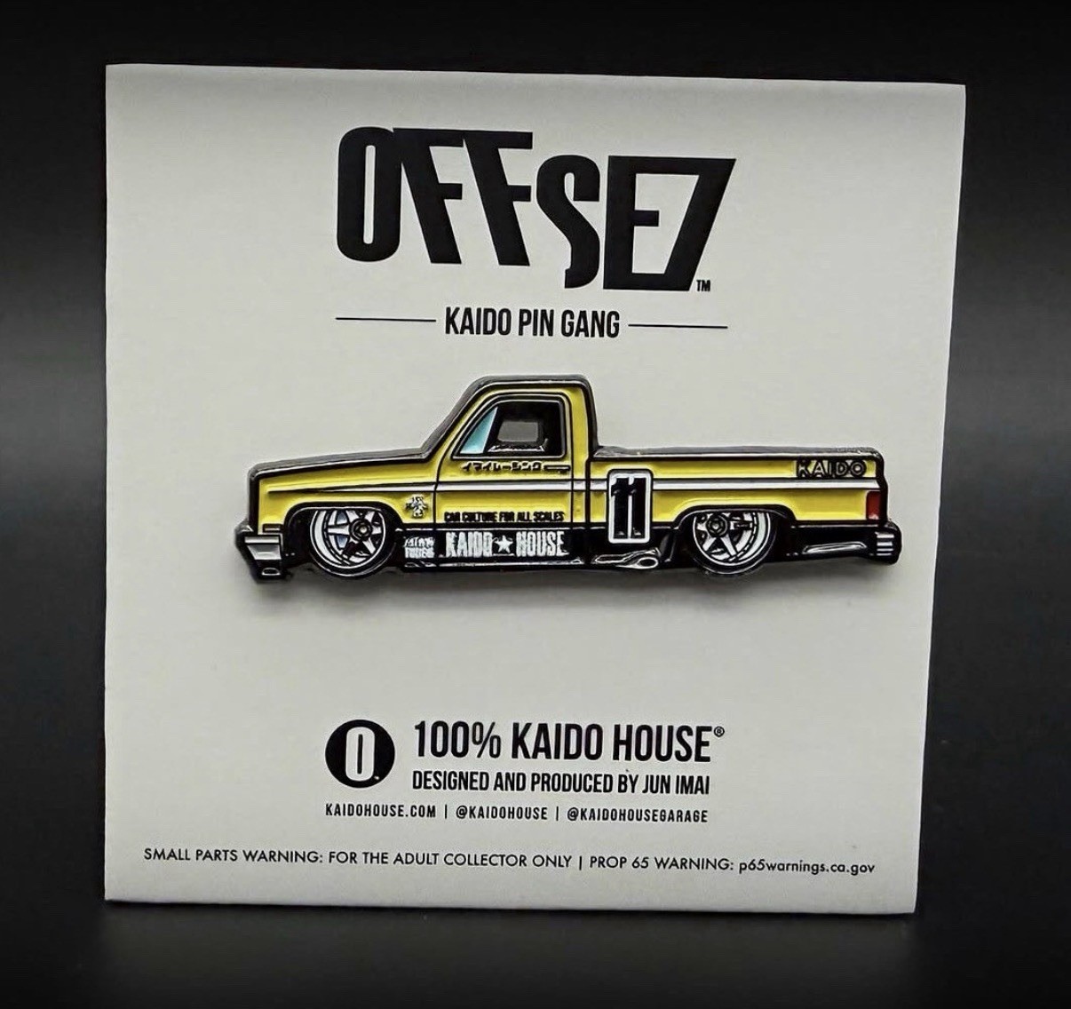 Kaido House Subscriber Pin KDO Yellow/Black Square 11 OFFSE7  - SHIPS NOW