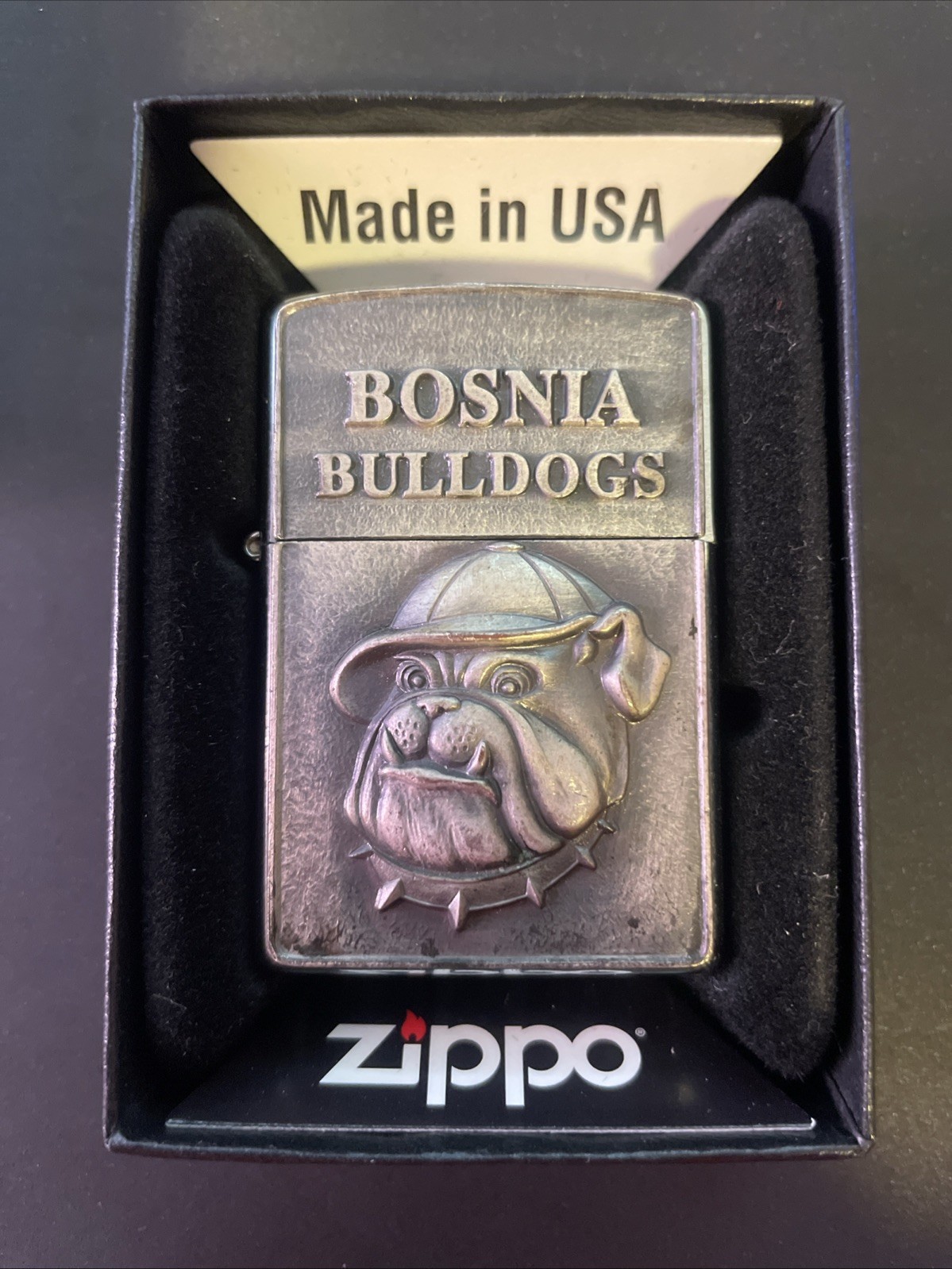 Unused 1996 Rare BOSNIA BULLDOGS Collector Zippo lighter