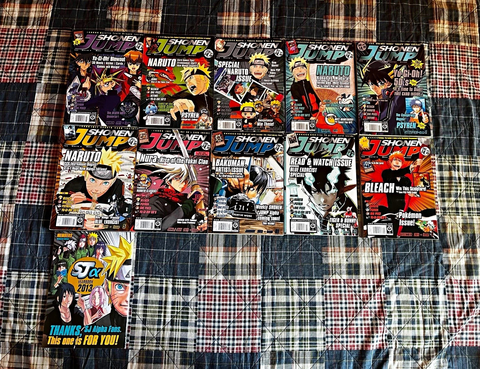 Shonen Jump Mixed Lot Magazines + SJX Yearbook 2013 English Color w/ Promo Cards