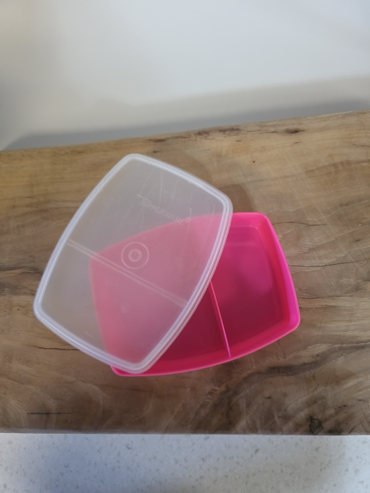 Rare Vintage Tupperware Slim Packette (model #813) - Neon Pink