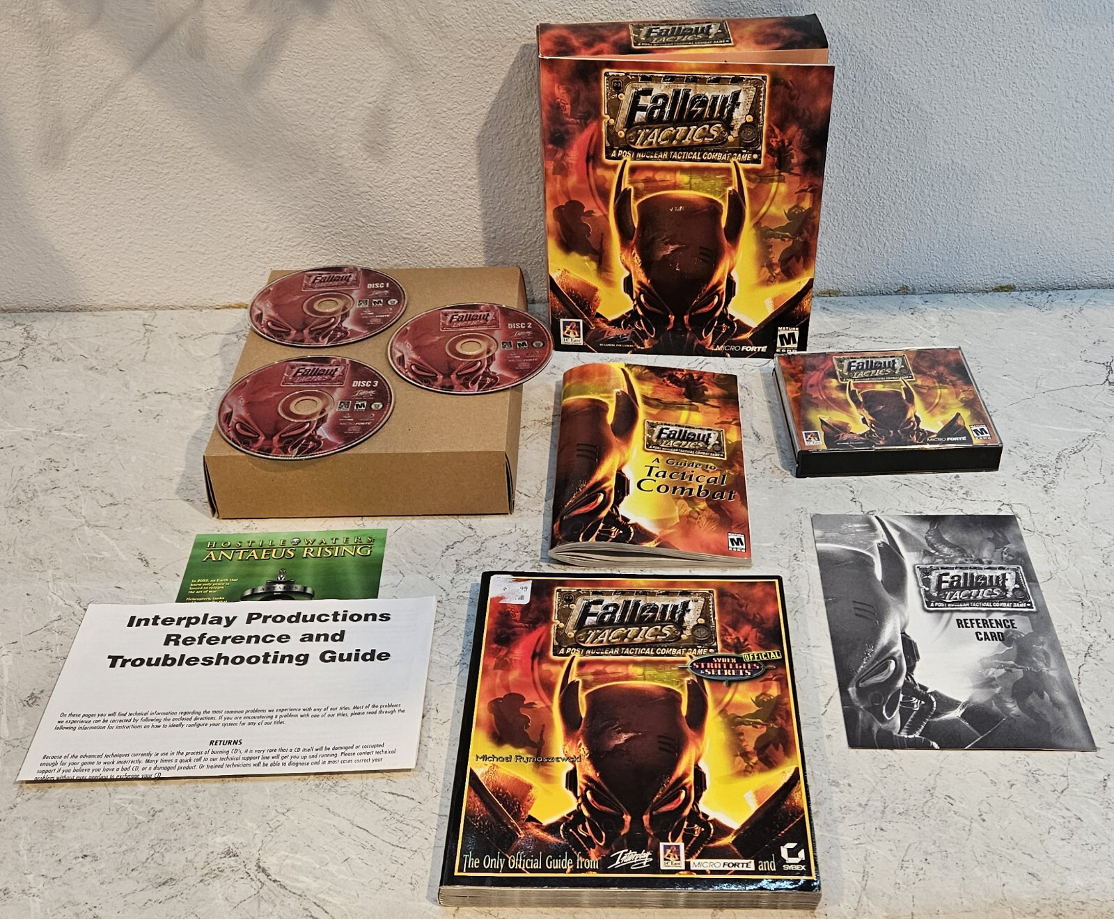 Fallout Tactics: Brotherhood of Steel 2001 Big Box PC Game & Strategy Guide CIB