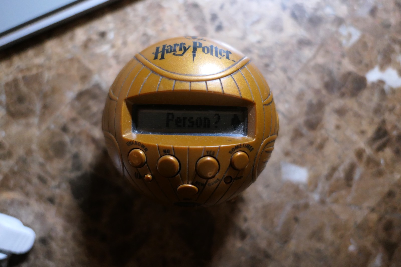 Radica Harry Potter Golden Snitch 20Q 20 Questions Handheld Electronic Game 2007