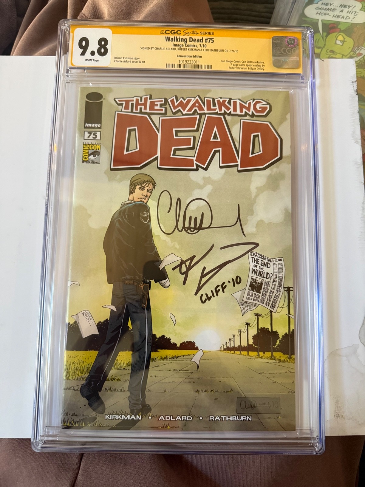 The Walking Dead 75 CGC SS 9.8 Signed Kirkman Adlard Rathburn SDCC 2010 Auto