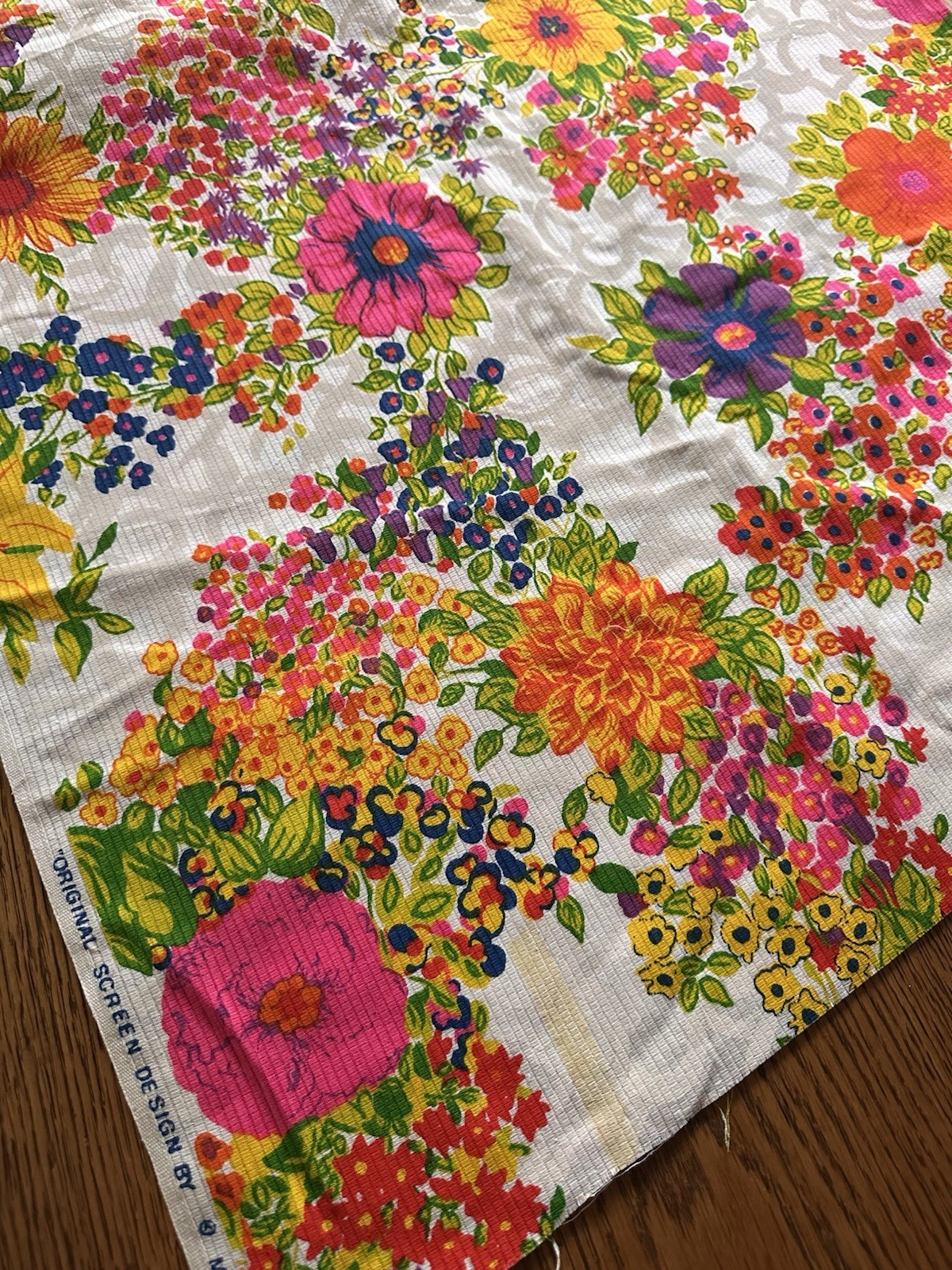 Vintage 1960’s-1970’s M Lowenstein &Sons Co  MOD Floral Fabric  4 1/2 Yds