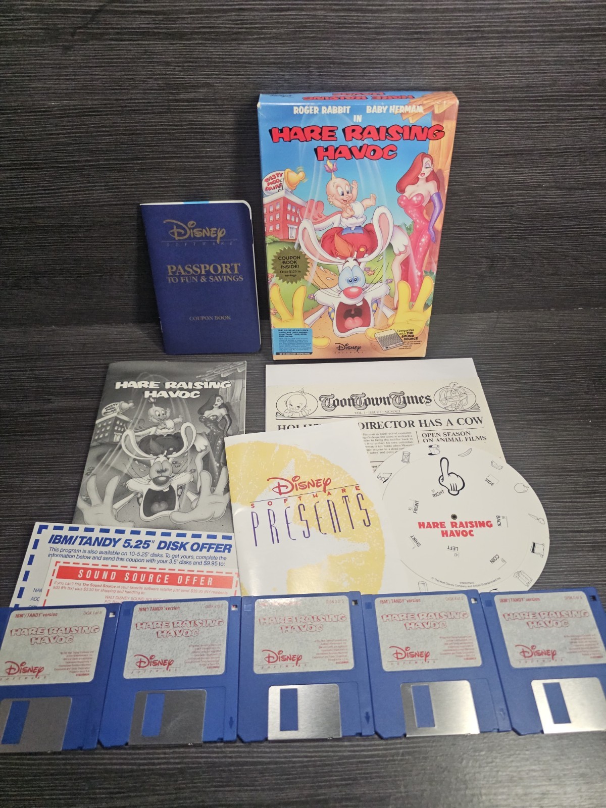 Roger Rabbit Hare Raising Havoc IBM PC Big Box CIB Disks Spinner