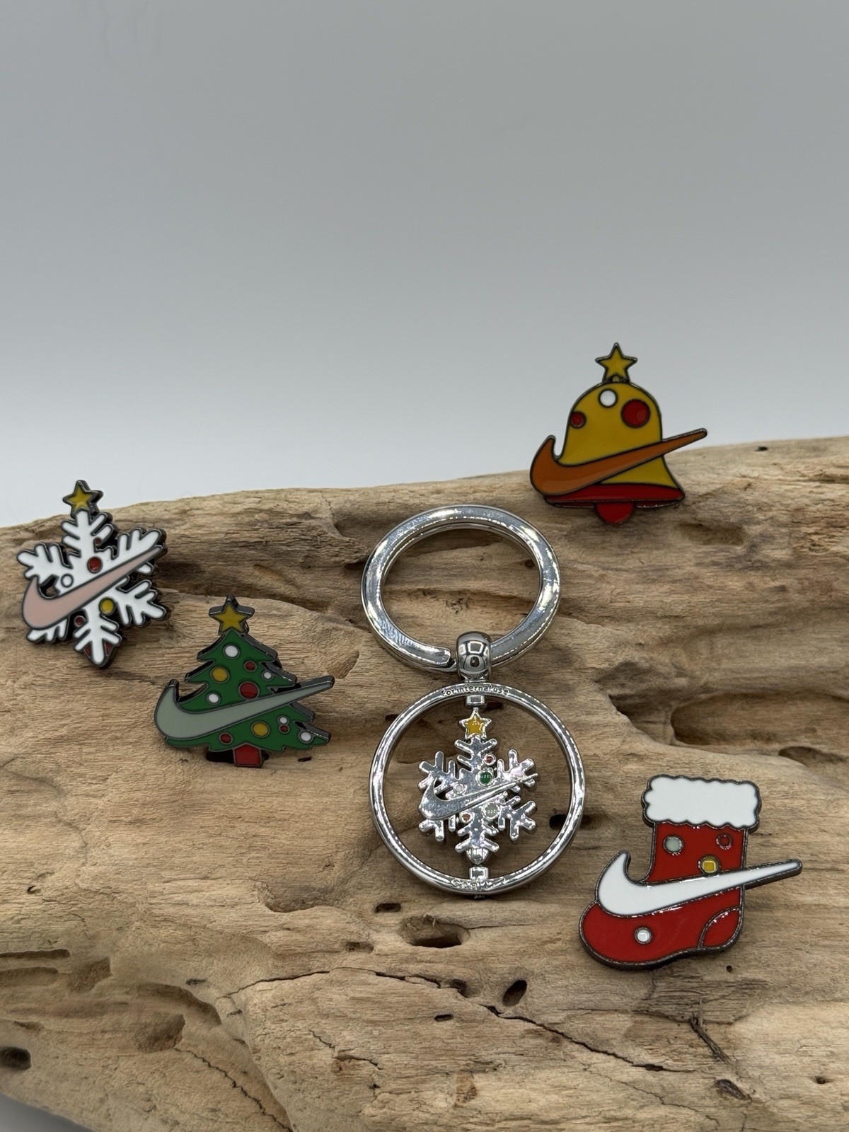 RARE Nike Employee Gift Pins And Keychain-Christmas Theme 