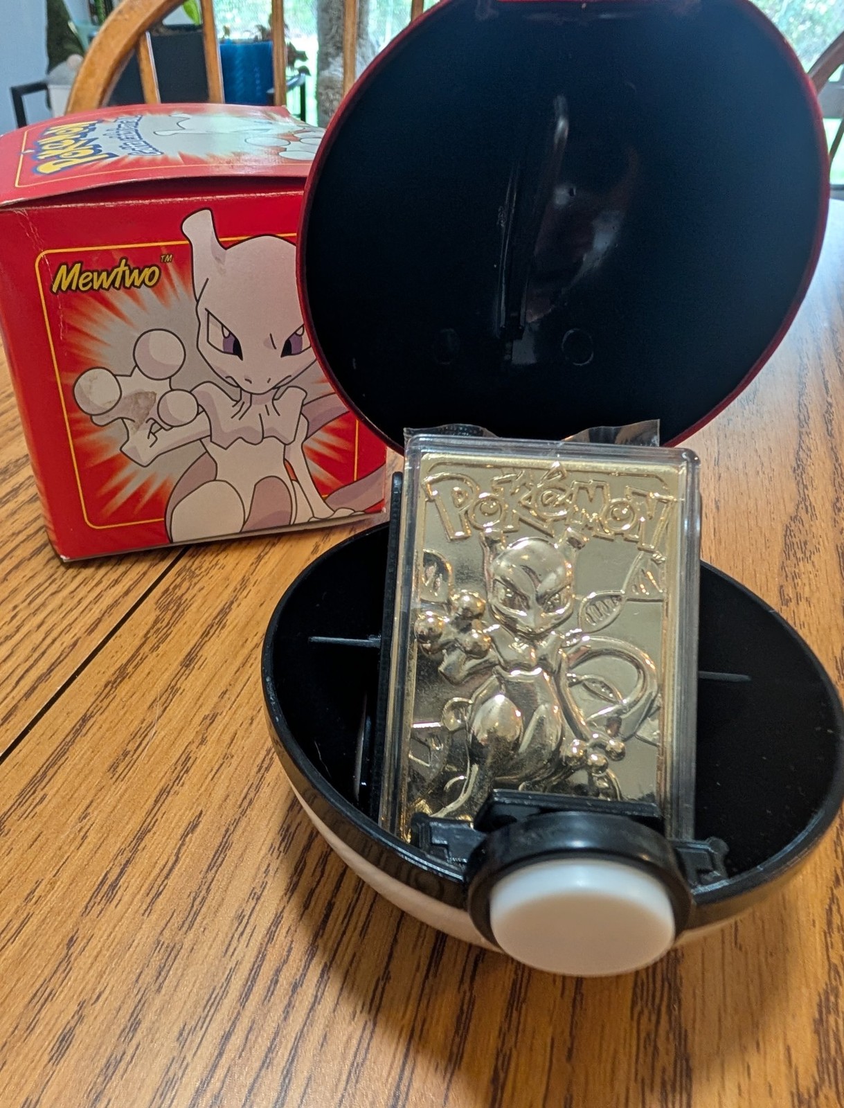 1999 Burger King Pokemon Mewtwo 23K Gold Plated Card with Pokéball & COA