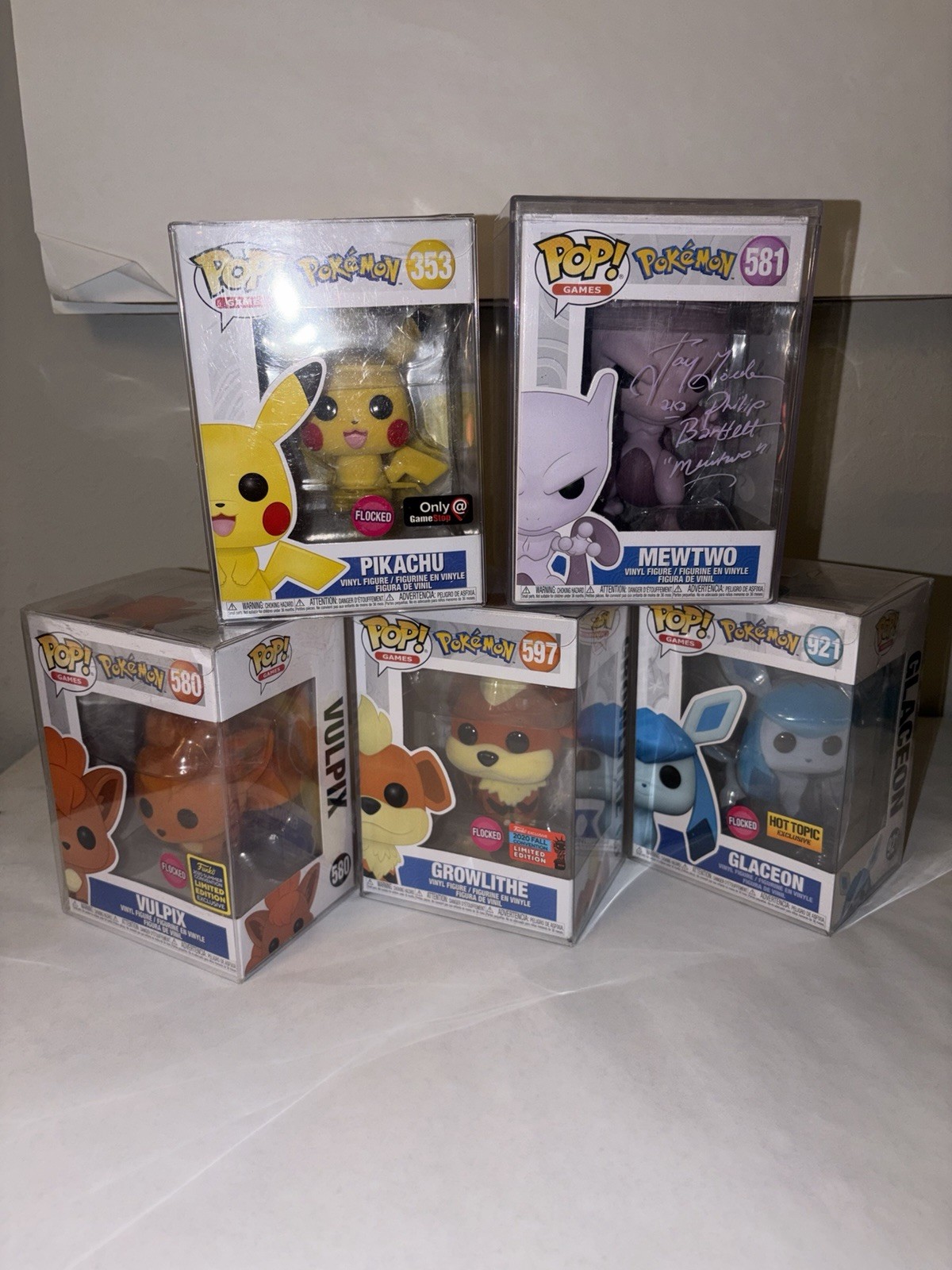 Funko Pop Pokémon Games Lot Pikachu Mewtwo Vulpix Glaceon Flocked Auto